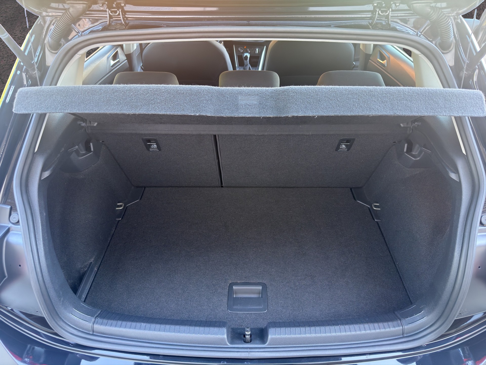 VW Polo 1.0 TSI Life-image-18
