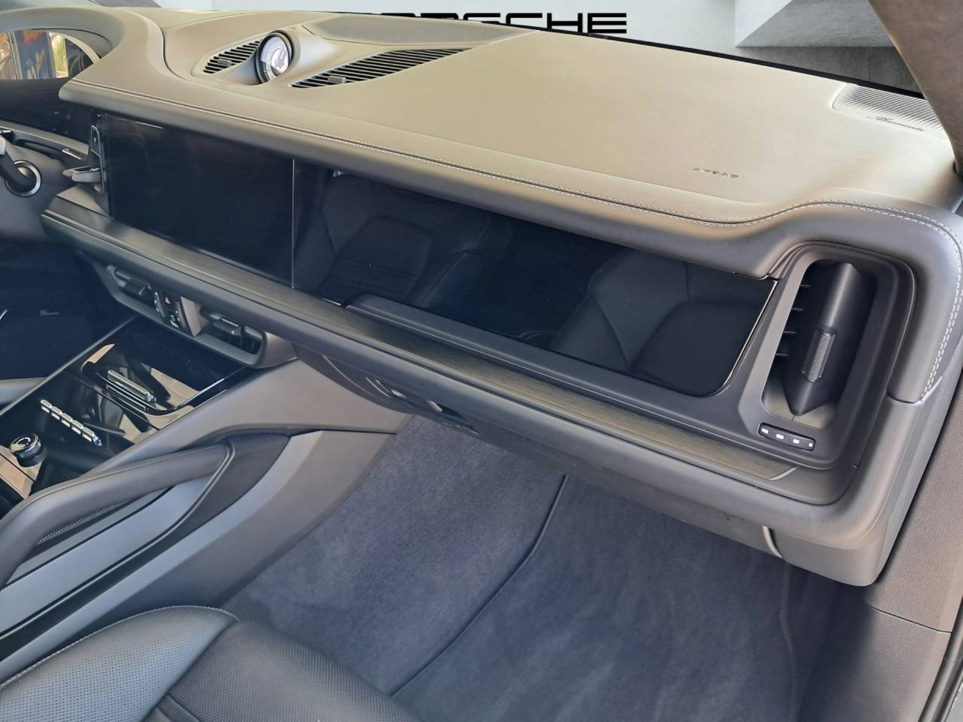 PORSCHE Cayenne Turbo E-Hybrid Coupé con pacchetto-GT-image-29