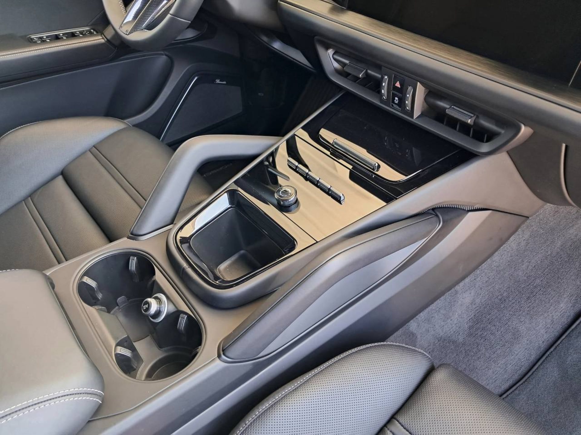 PORSCHE Cayenne Turbo E-Hybrid Coupé con pacchetto-GT-image-19