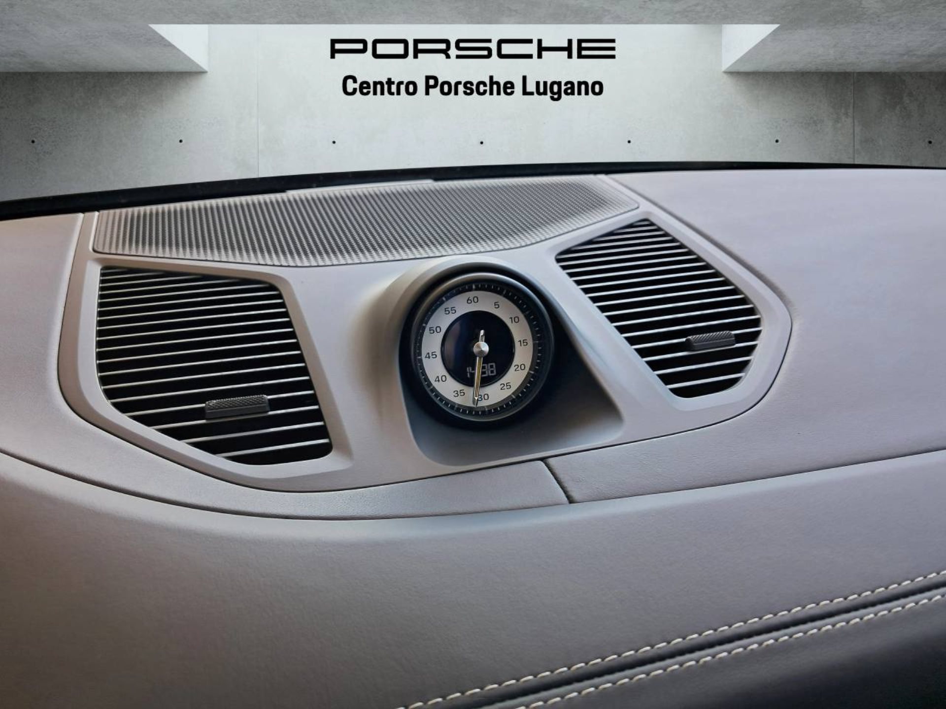 PORSCHE Cayenne Turbo E-Hybrid Coupé con pacchetto-GT-image-25