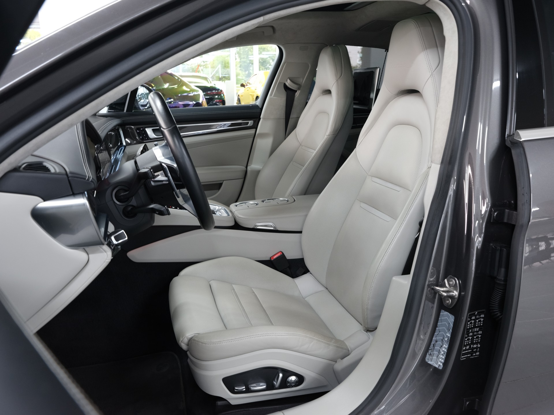PORSCHE Panamera Turbo S Executive E-Hybrid PDK *Porsche Aproved* *Sport Chrono* *Vollausstattung*-image-23