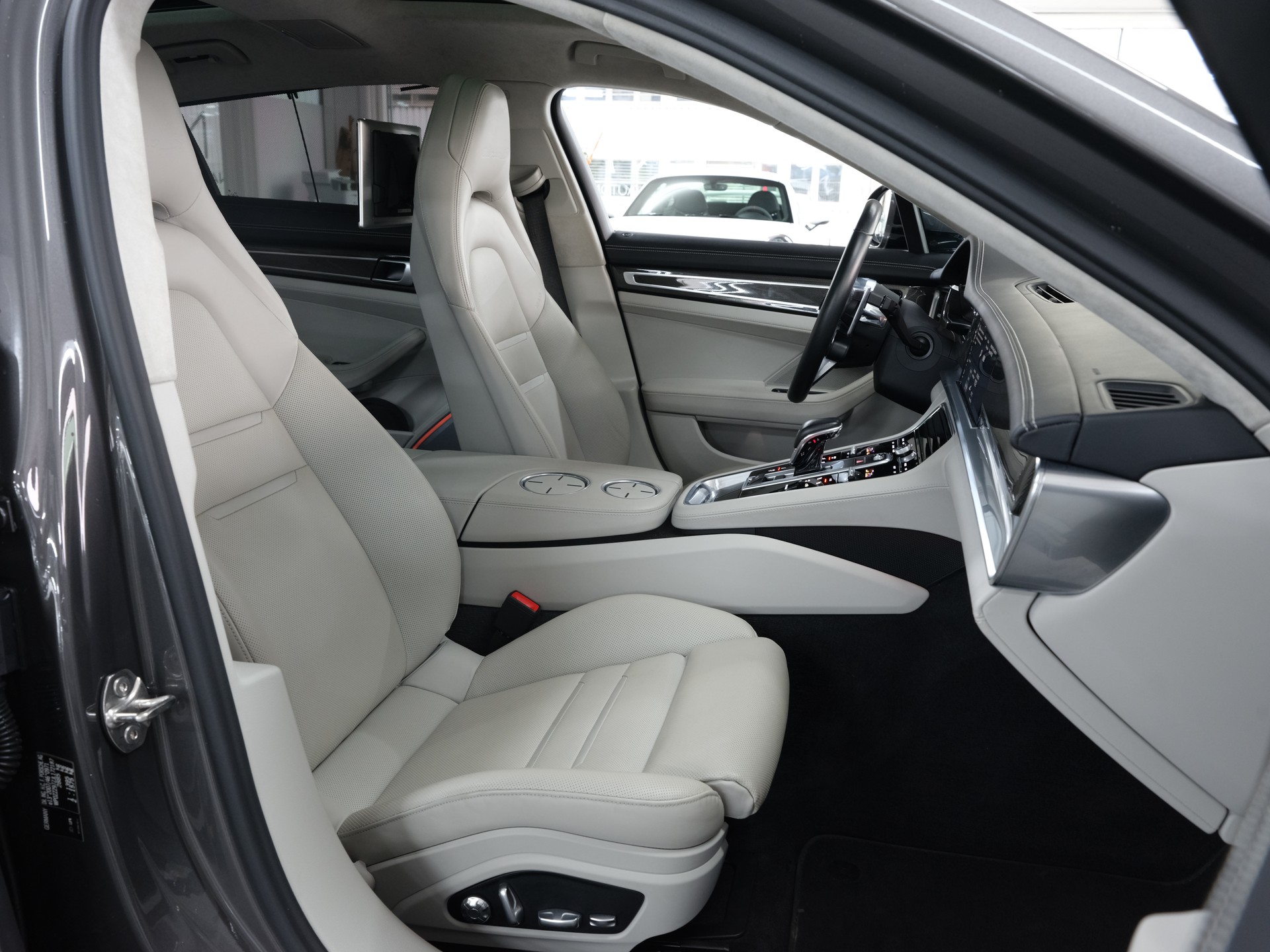 PORSCHE Panamera Turbo S Executive E-Hybrid PDK *Porsche Aproved* *Sport Chrono* *Vollausstattung*-image-37
