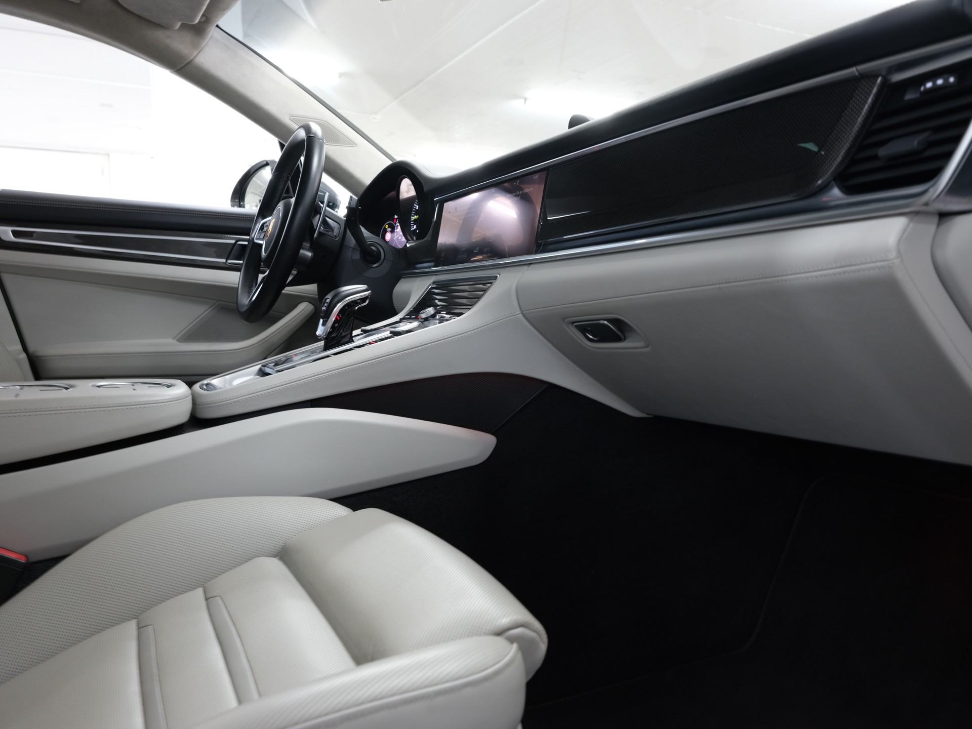 PORSCHE Panamera Turbo S Executive E-Hybrid PDK *Porsche Aproved* *Sport Chrono* *Vollausstattung*-image-38