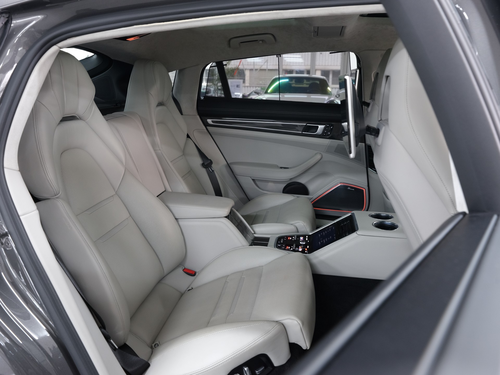 PORSCHE Panamera Turbo S Executive E-Hybrid PDK *Porsche Aproved* *Sport Chrono* *Vollausstattung*-image-32