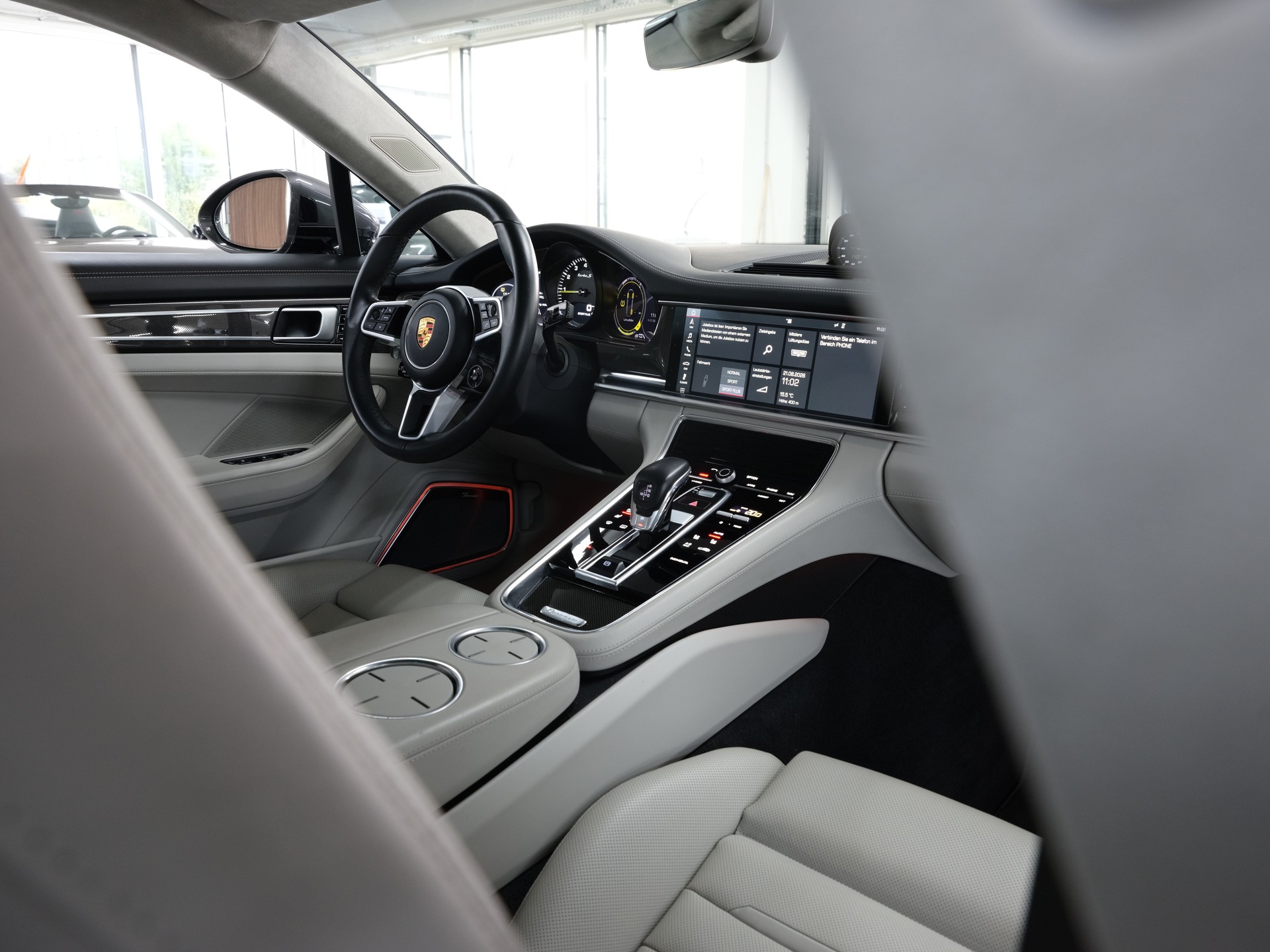 PORSCHE Panamera Turbo S Executive E-Hybrid PDK *Porsche Aproved* *Sport Chrono* *Vollausstattung*-image-35