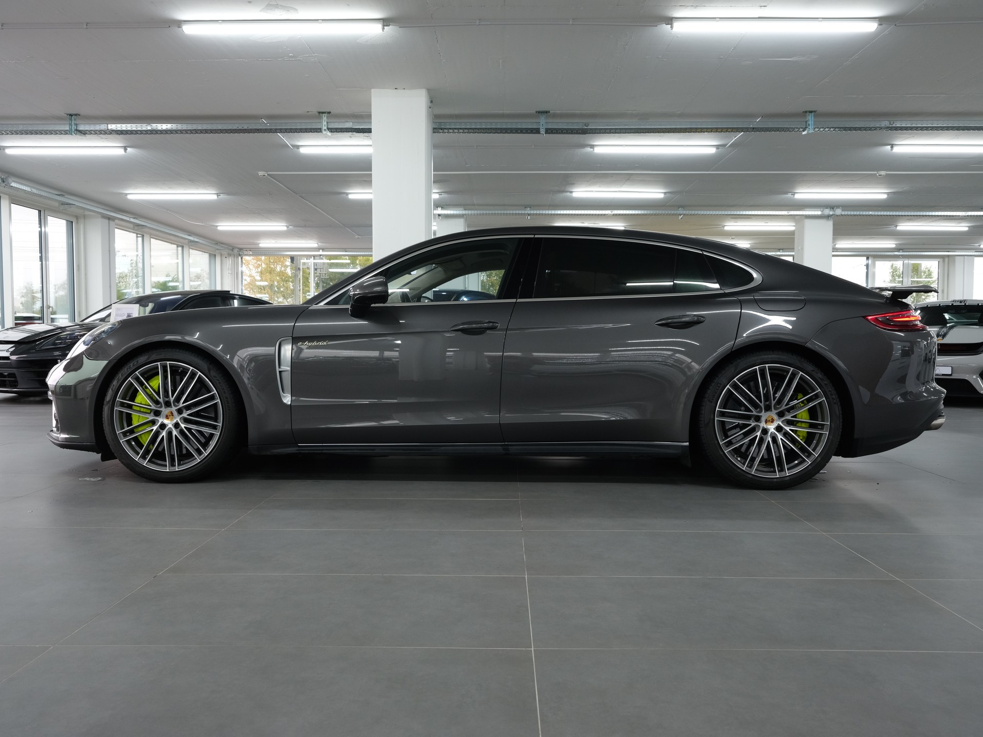 PORSCHE Panamera Turbo S Executive E-Hybrid PDK *Porsche Aproved* *Sport Chrono* *Vollausstattung*-image-6