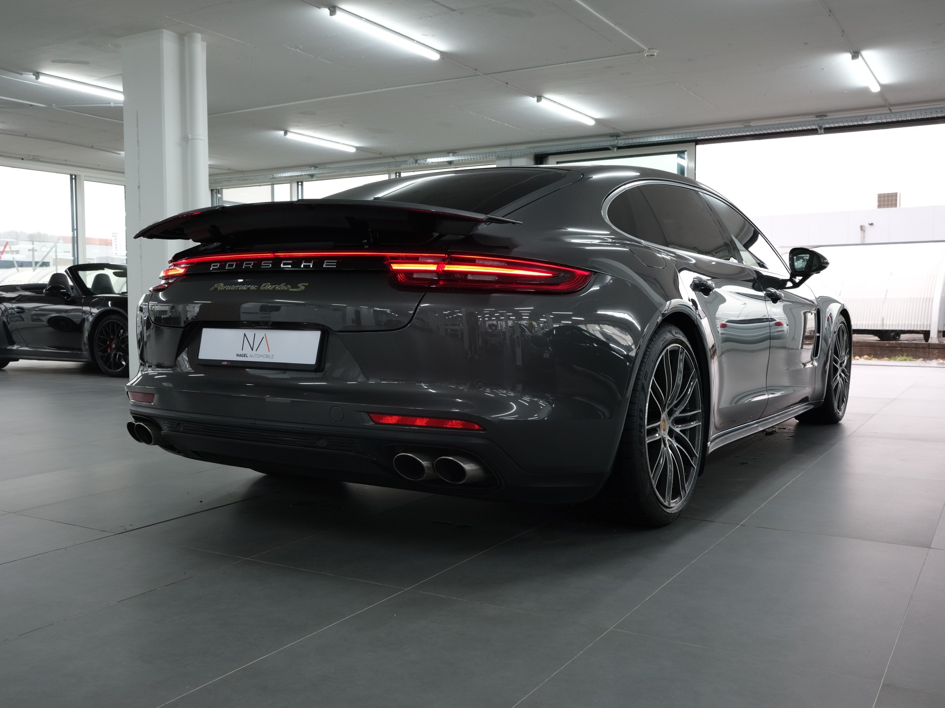 PORSCHE Panamera Turbo S Executive E-Hybrid PDK *Porsche Aproved* *Sport Chrono* *Vollausstattung*-image-2