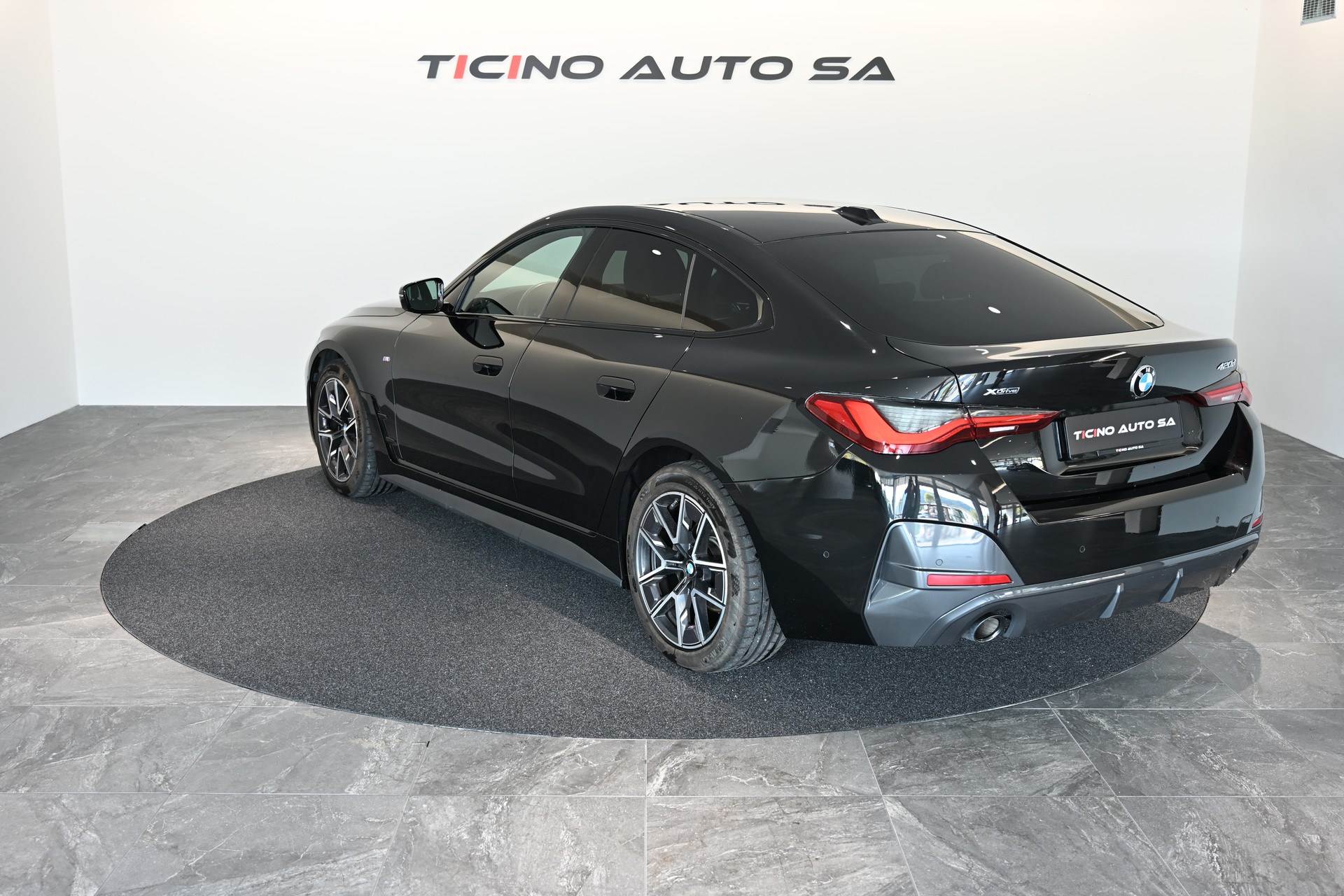 BMW 420d xDrive M Sport-image-1
