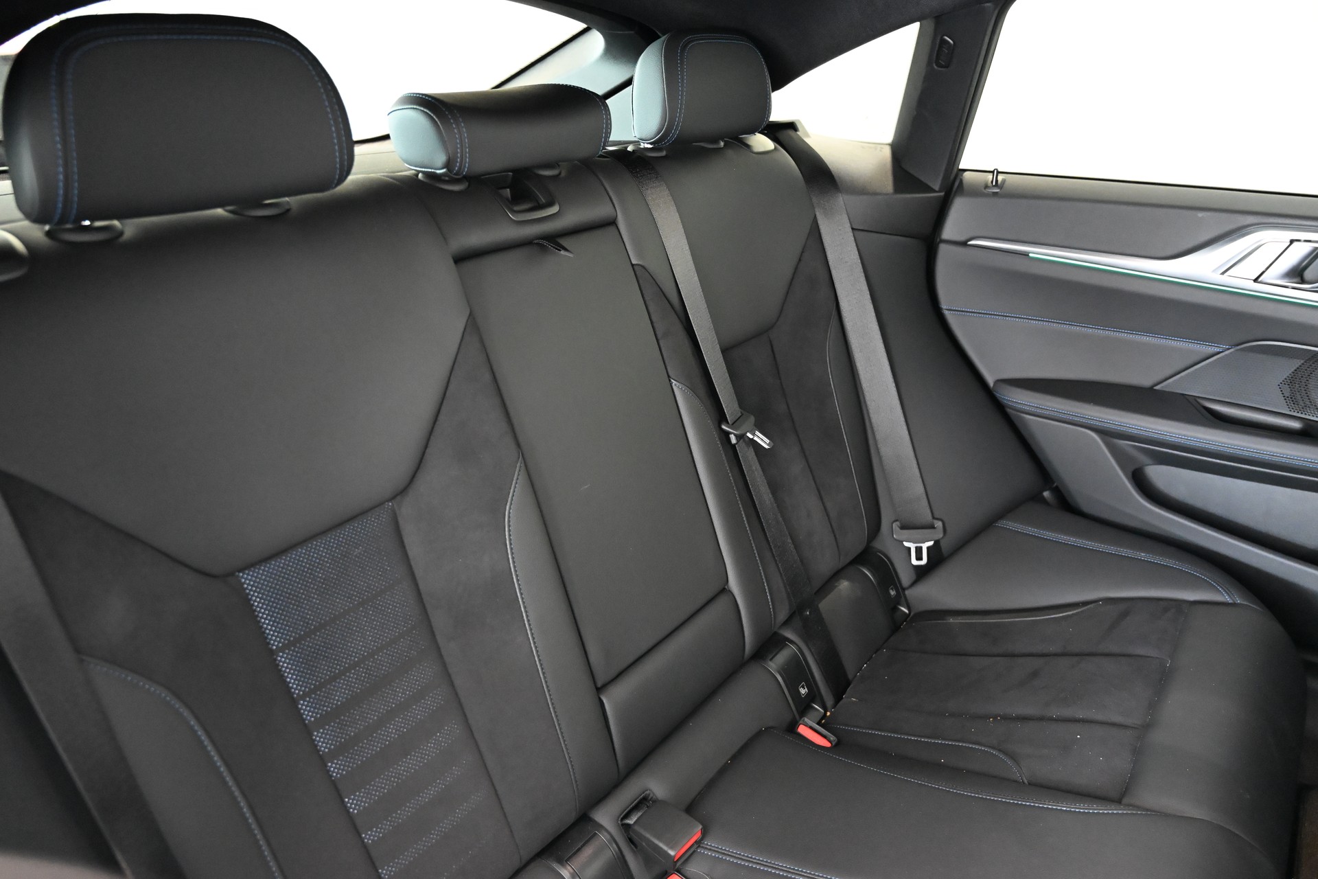 BMW 420d xDrive M Sport-image-12