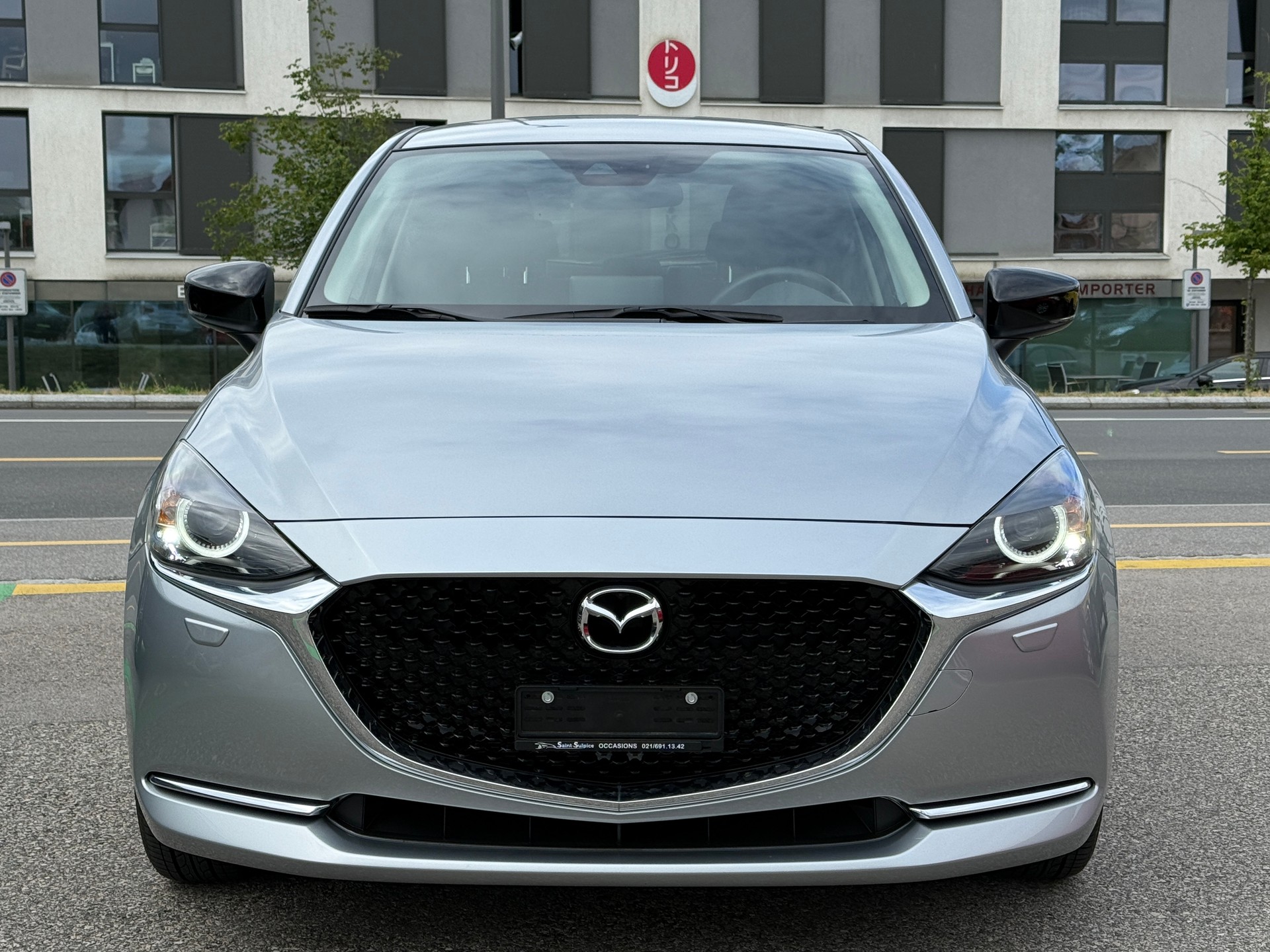 MAZDA 2 SKYACTIV-G 90 Homura Automat - Dernier Service Mazda fait le 11-06-2026 à 2’374 km - Garantie Mazda valable jusqu’a 01.2028-image-10