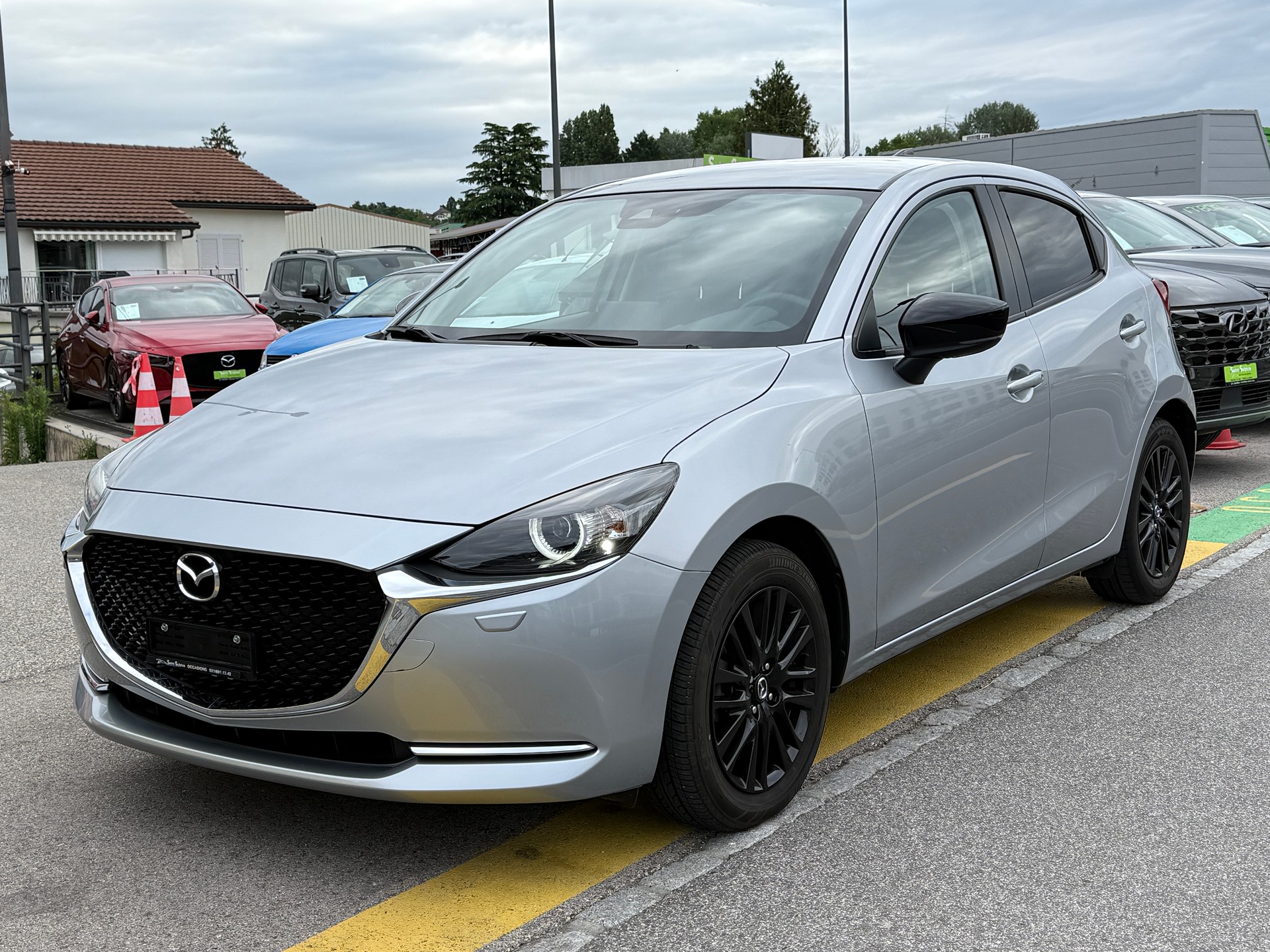 MAZDA 2 SKYACTIV-G 90 Homura Automat - Dernier Service Mazda fait le 11-06-2026 à 2’374 km - Garantie Mazda valable jusqu’a 01.2028-image-11