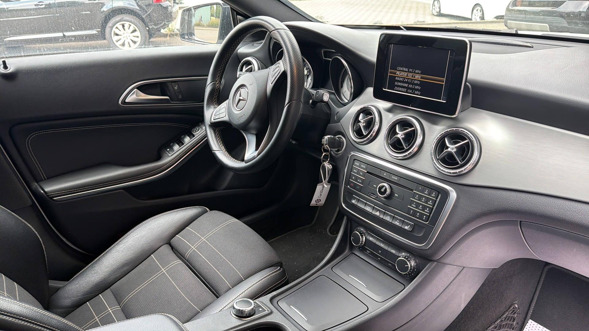 MERCEDES-BENZ CLA Shooting Brake 200 d Urban 4Matic 7G-DCT-image-12