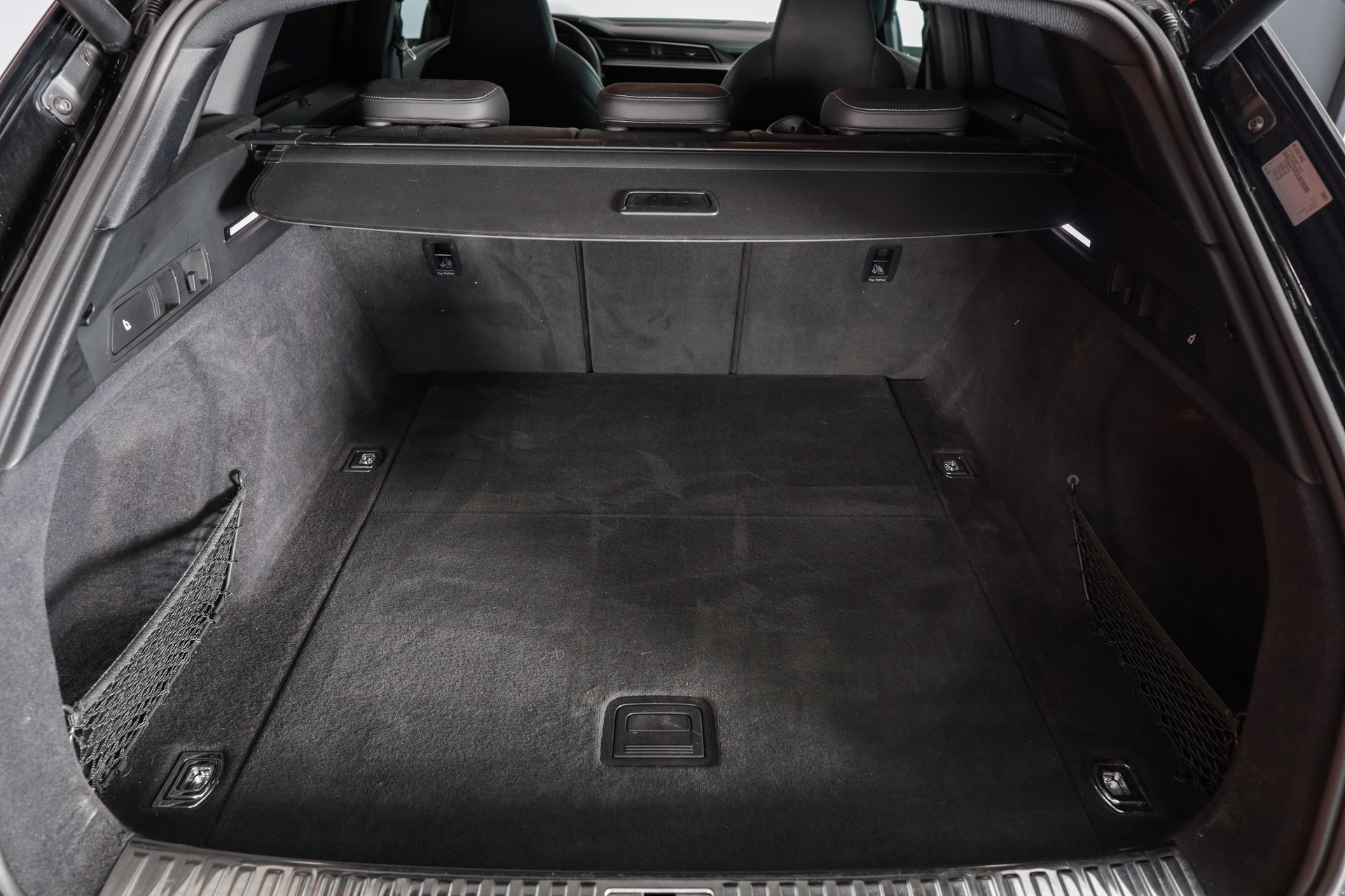 AUDI e-tron 55 S Line quattro * Open Sky * Bang&Olufsen * Chargeur 22kW-image-27