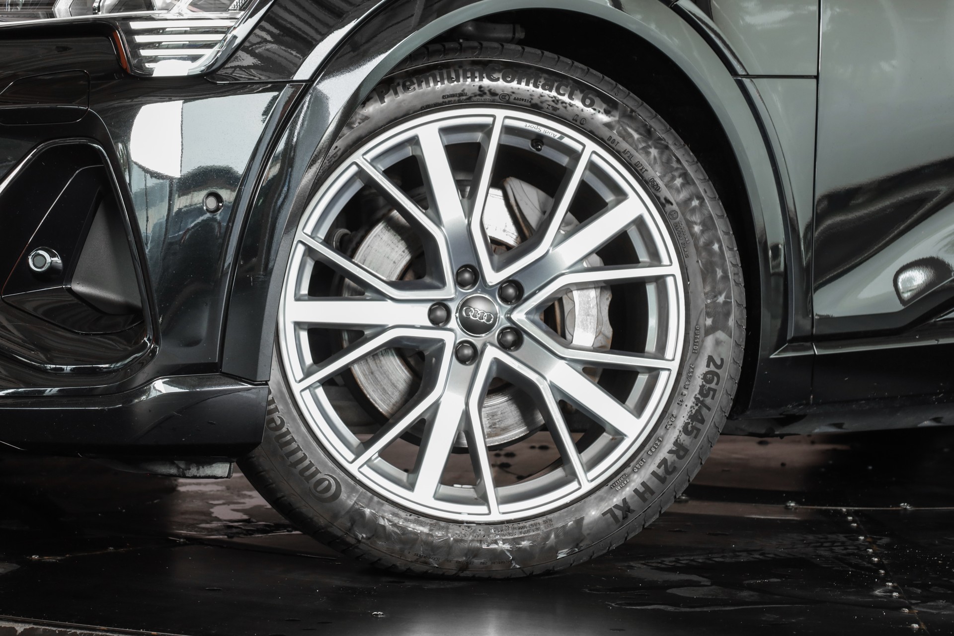 AUDI e-tron 55 S Line quattro * Open Sky * Bang&Olufsen * Chargeur 22kW-image-25