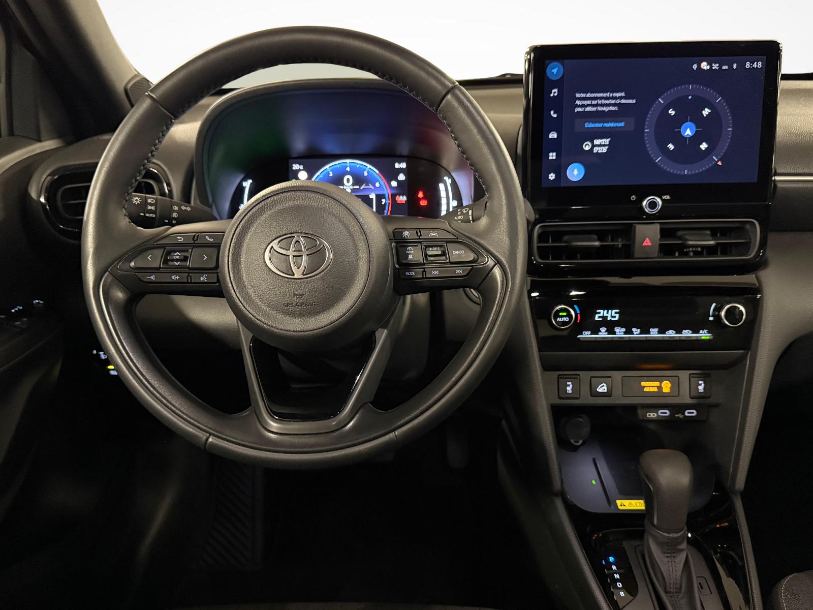 TOYOTA Yaris Cross 1.5 VVT-i HSD Trend AWD-i-image-13