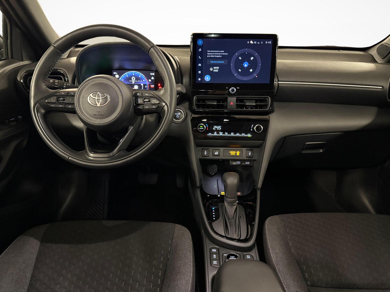 TOYOTA Yaris Cross 1.5 VVT-i HSD Trend AWD-i-image-8