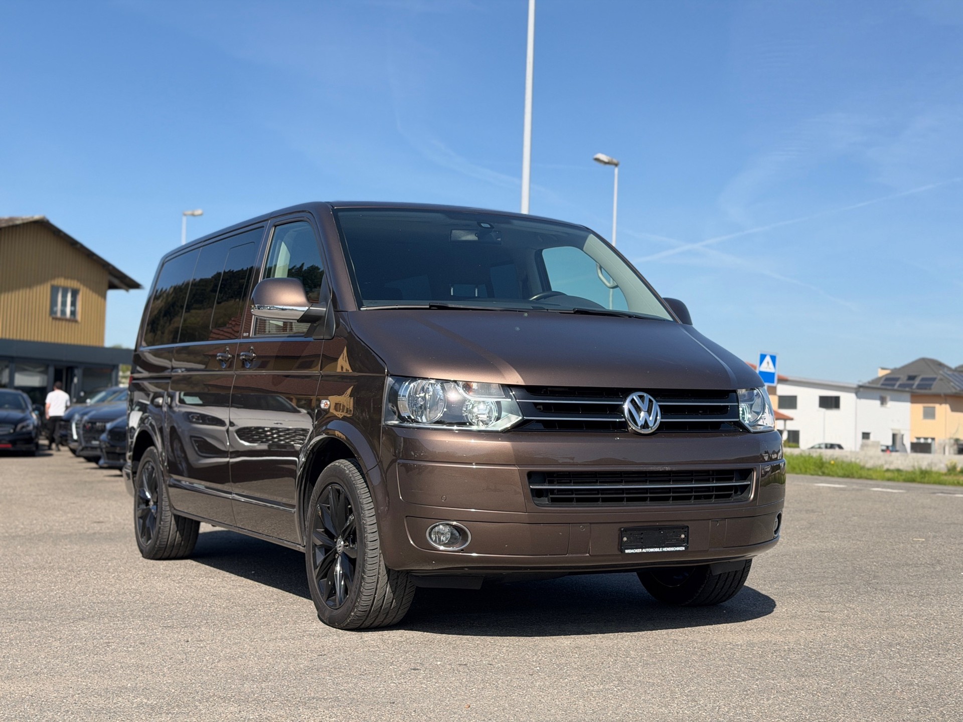 VW T5 Multivan 2.0 Bi-TDI CR Family Cup 4Motion DSG-image-2