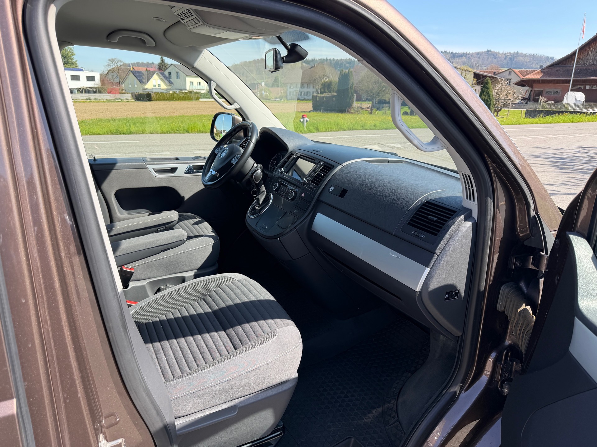 VW T5 Multivan 2.0 Bi-TDI CR Family Cup 4Motion DSG-image-7