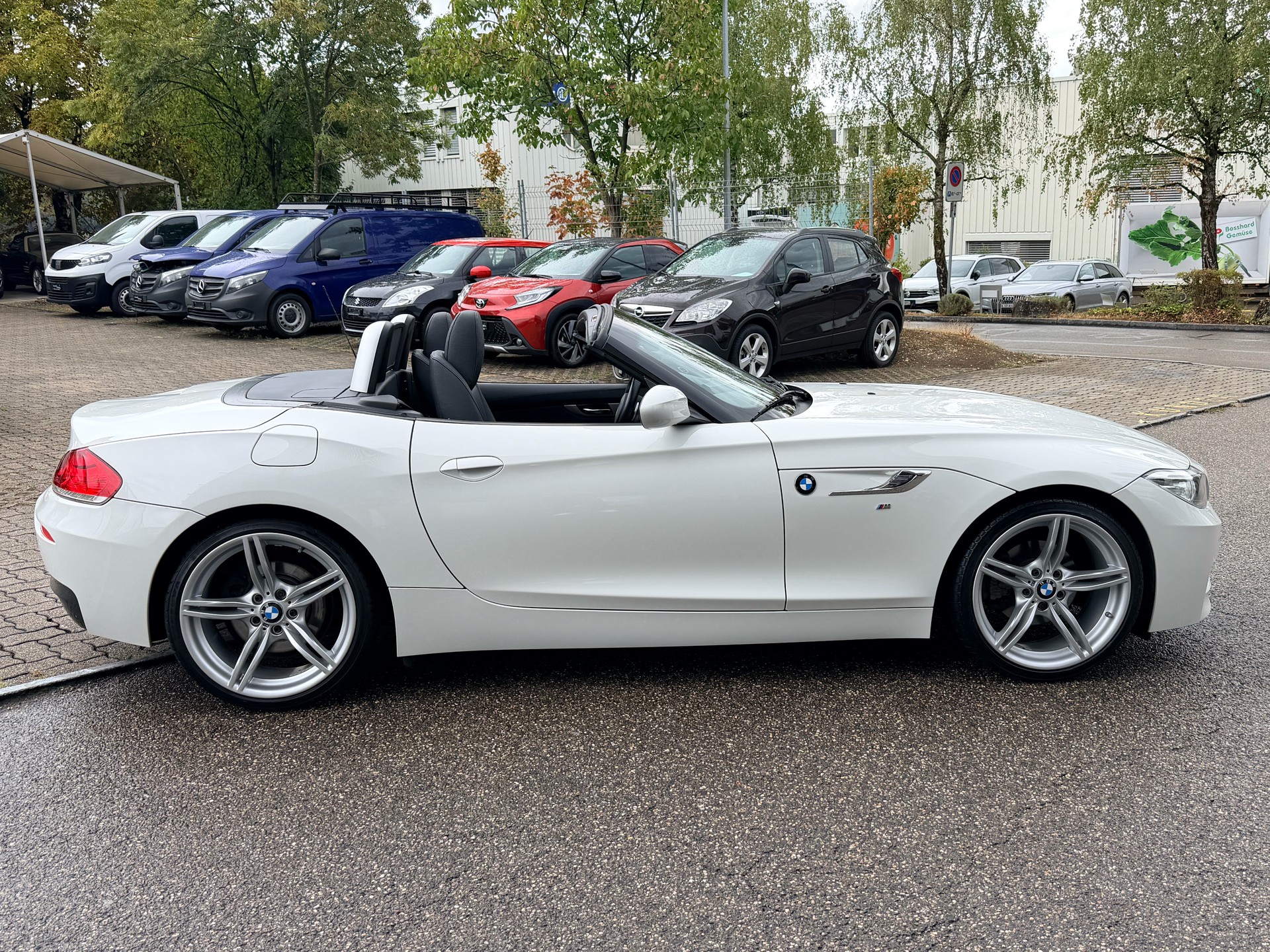 BMW Z4 sDrive20i M SPORT Steptronic-showroom-element-1