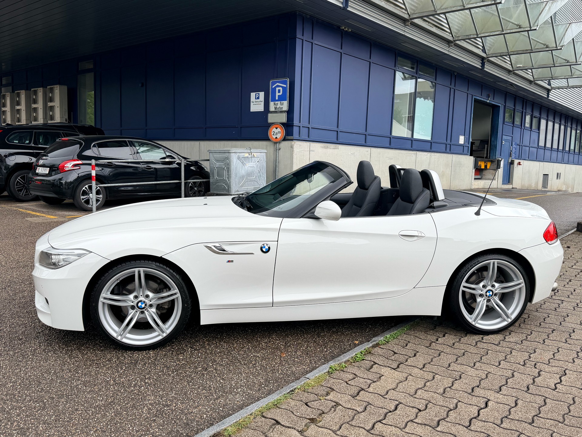 BMW Z4 sDrive20i M SPORT Steptronic-image-5