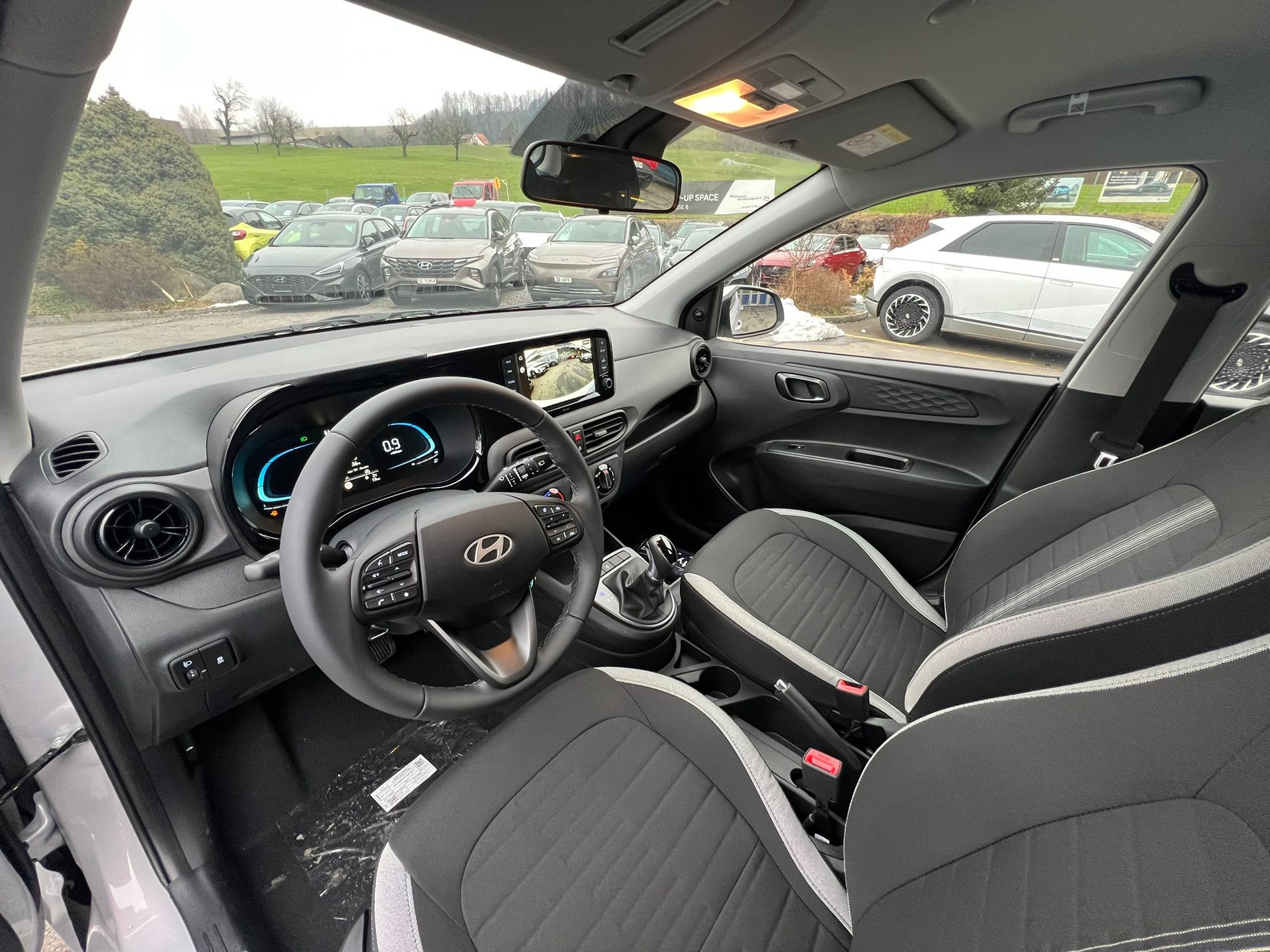 HYUNDAI i10 1.0 Origo Aut.-image-9