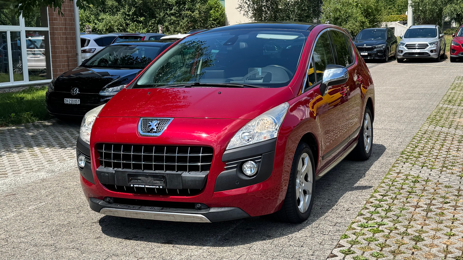 PEUGEOT 3008 2.0 HDI Allure-image-1