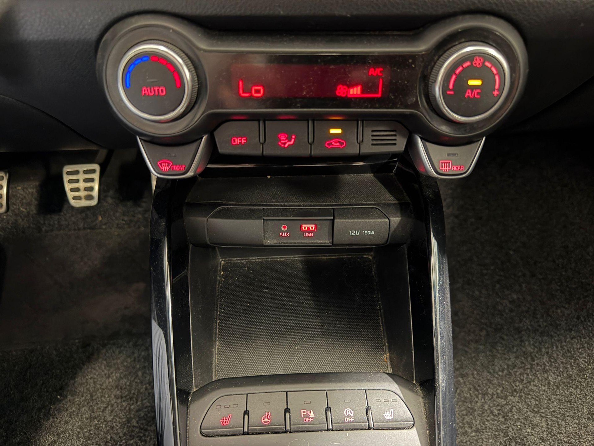 KIA Stonic 1.0 T-GDi-image-6