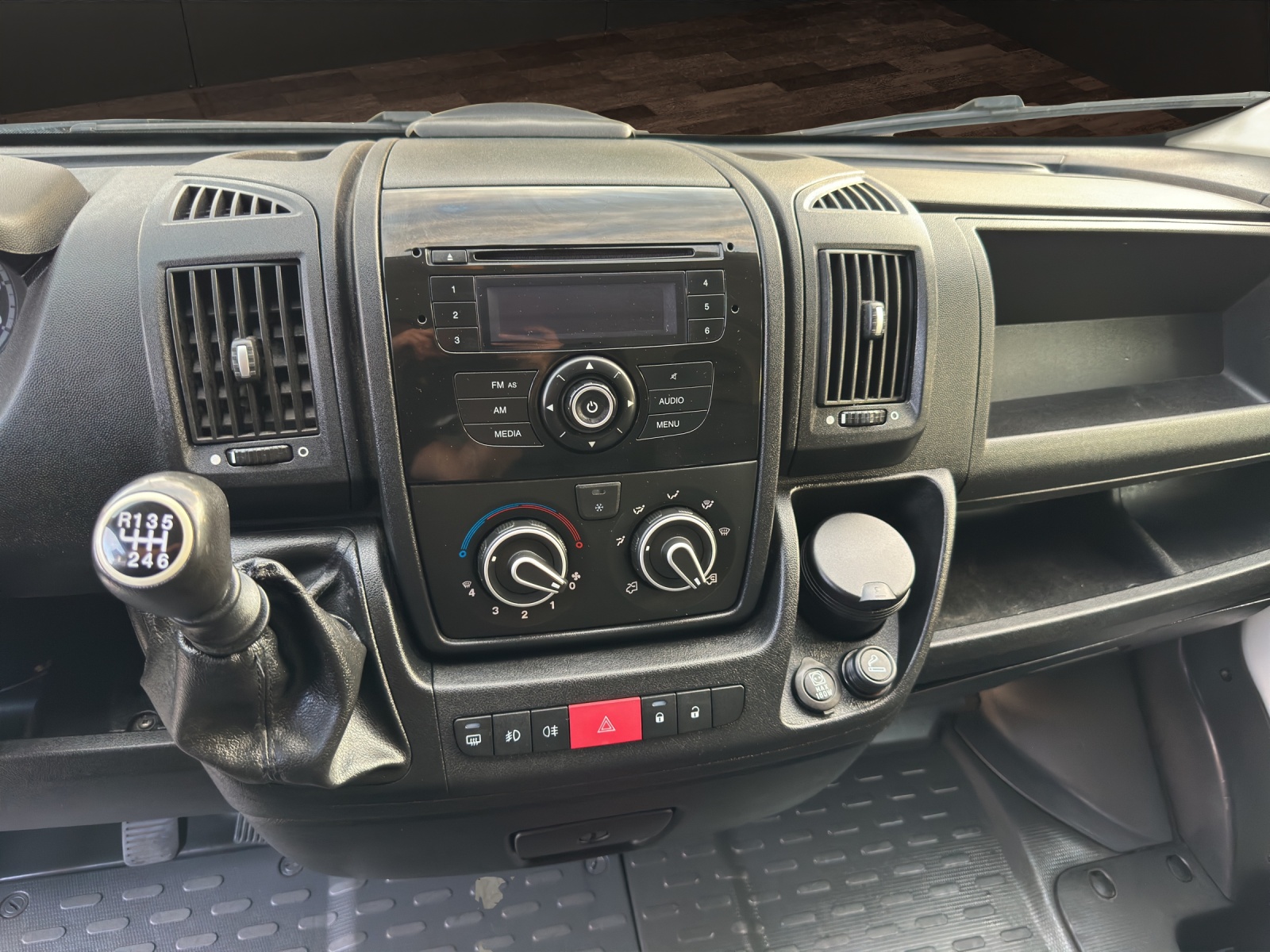 CITROEN Jumper Kaw. 30 L2H2 2.2 HDi 130-image-9