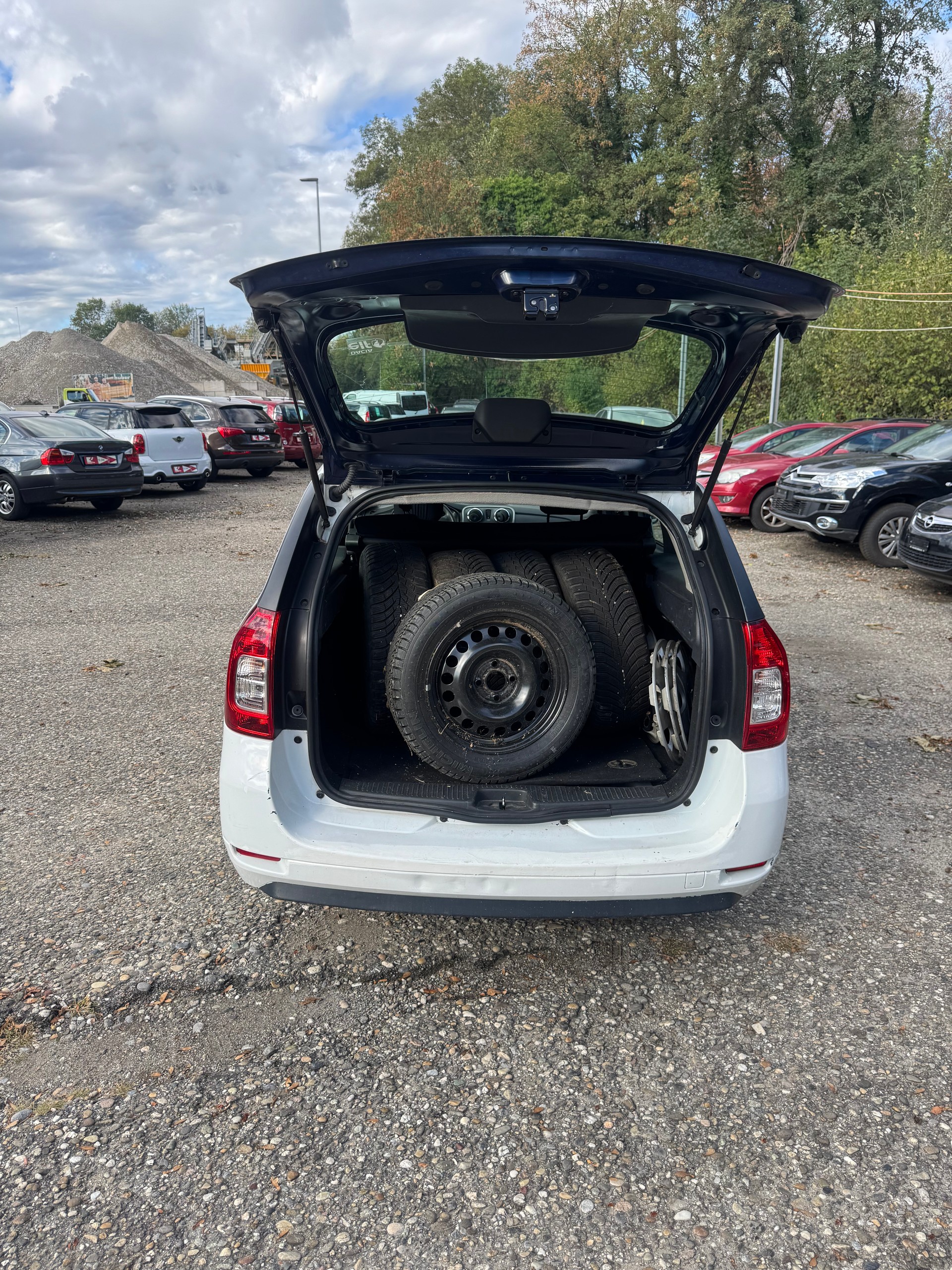 DACIA Logan MCV 1.2 Supreme-image-6