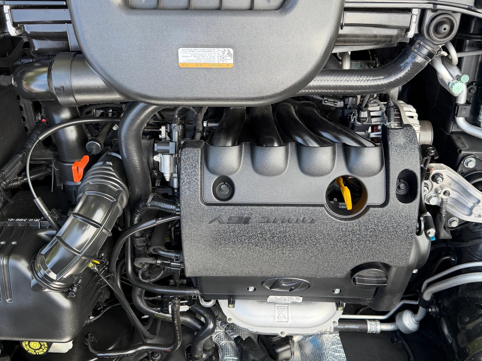 HYUNDAI i30 Wagon 1.6 Style Automatic-image-11