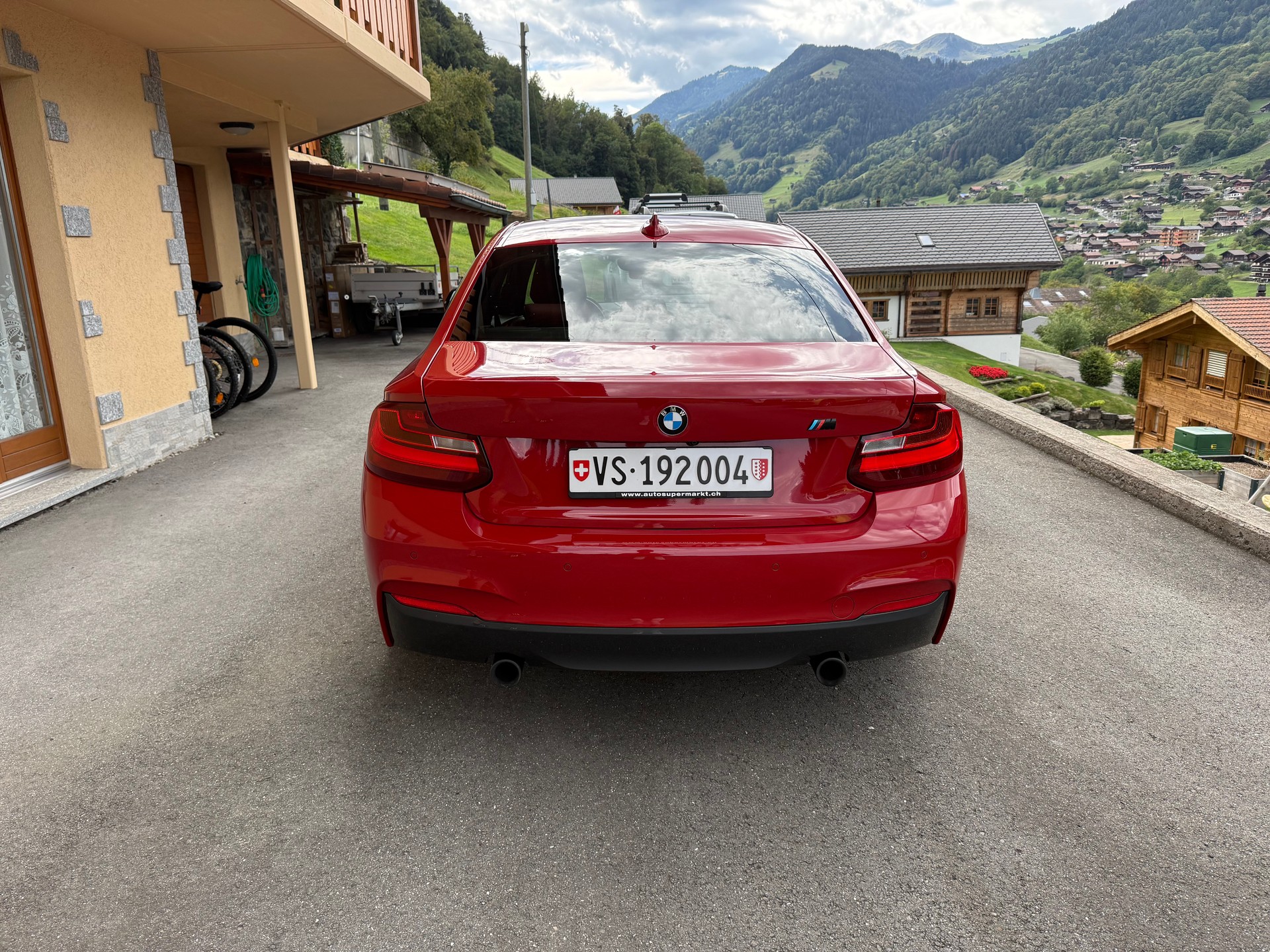 BMW M235i xDrive-image-2