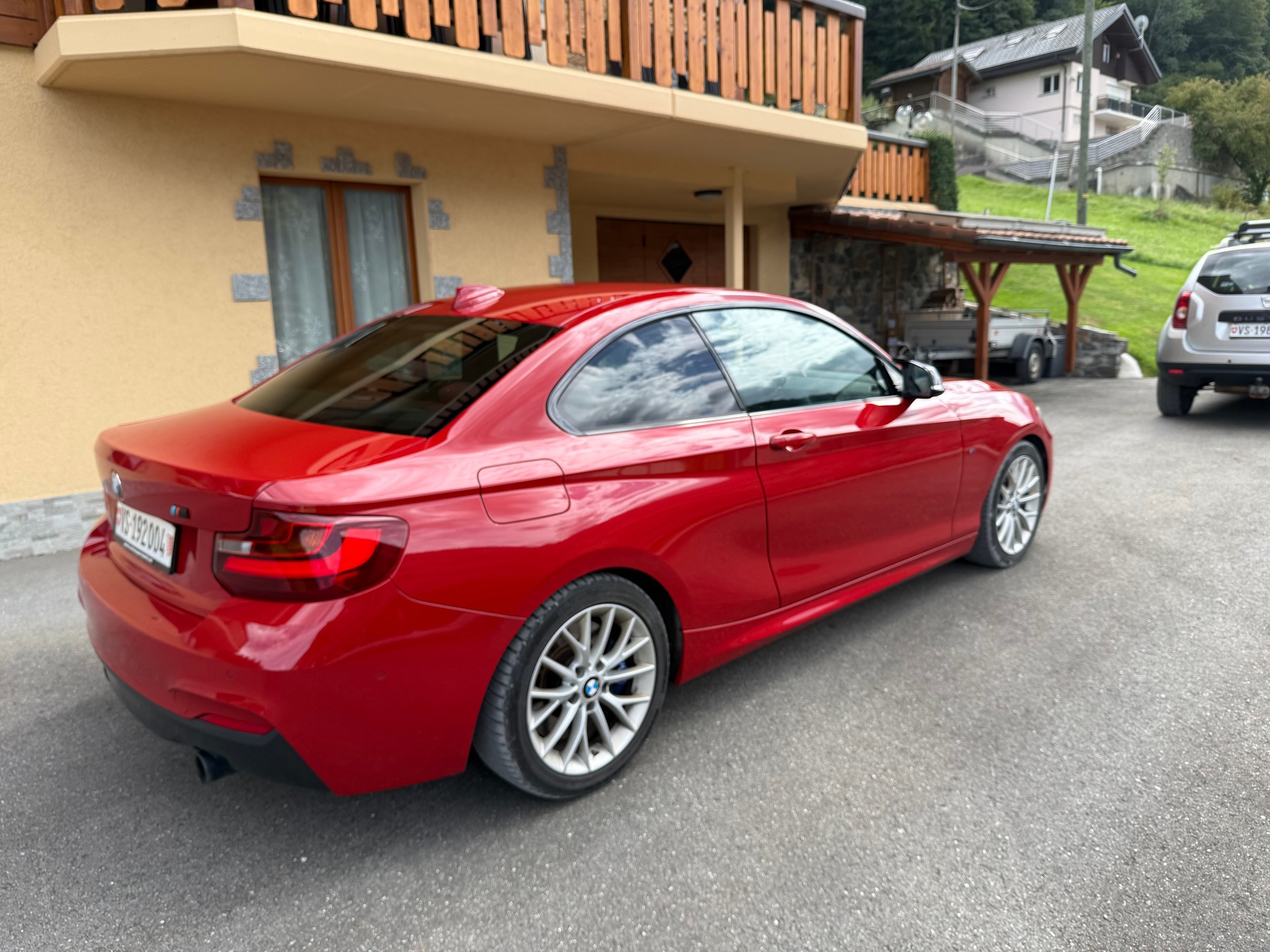 BMW M235i xDrive-image-1