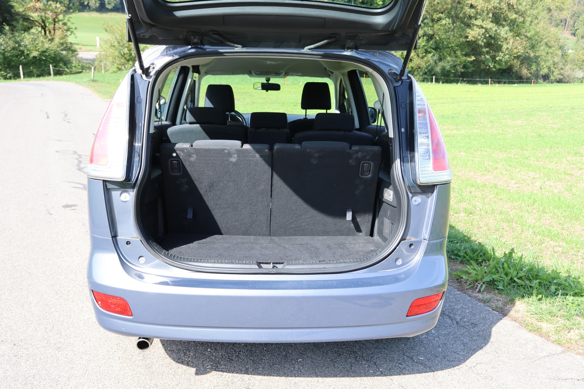 MAZDA 5 2.0 16V Confort-image-11