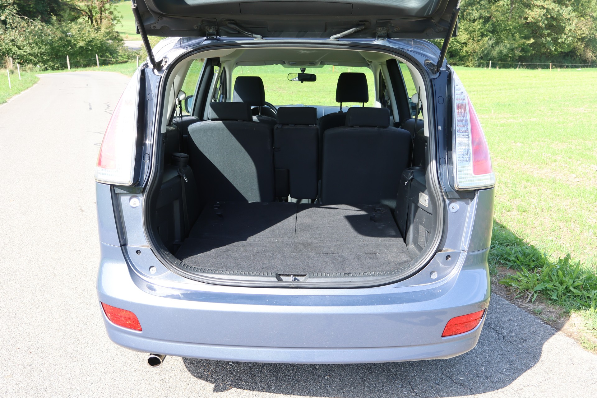 MAZDA 5 2.0 16V Confort-image-12