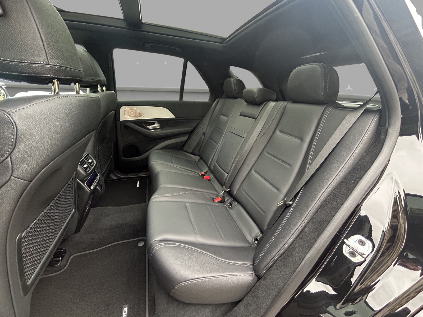MERCEDES-BENZ GLE 300 d 4Matic 9G-Tronic-image-12