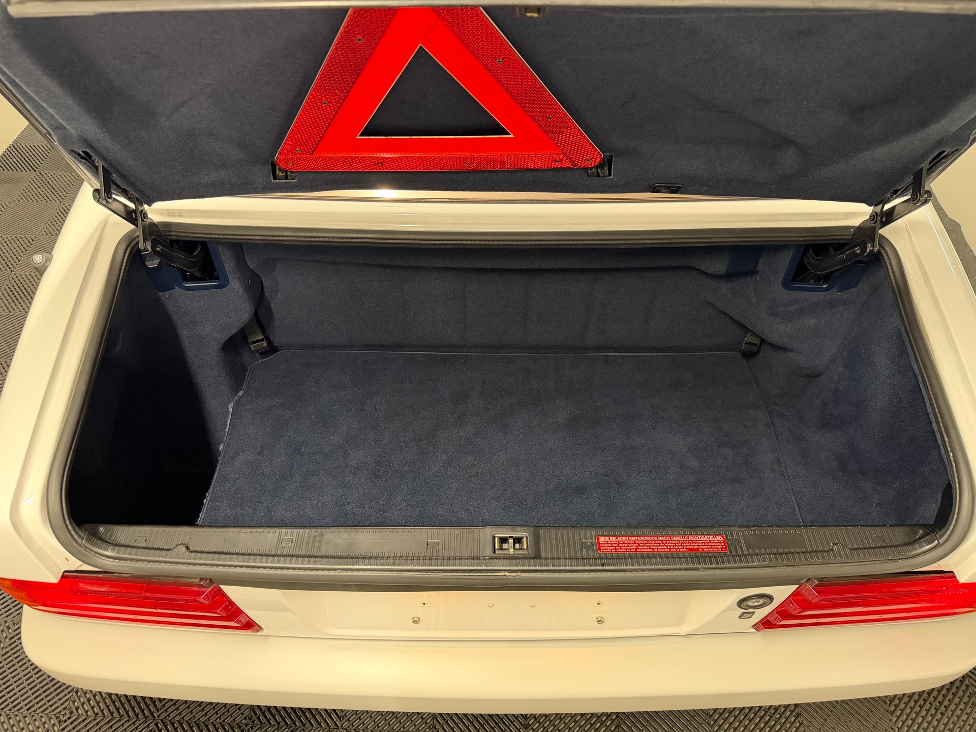 MERCEDES-BENZ SL 500 Automatic-image-19
