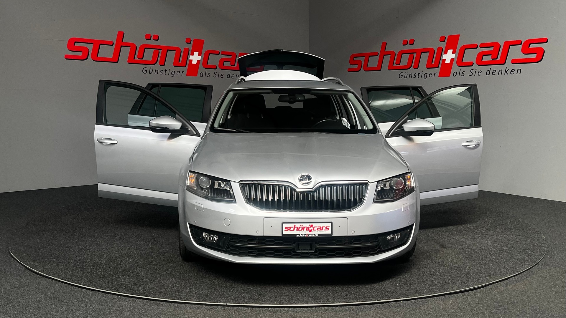 SKODA Octavia Combi 2.0 TDI Style DSG-image-8