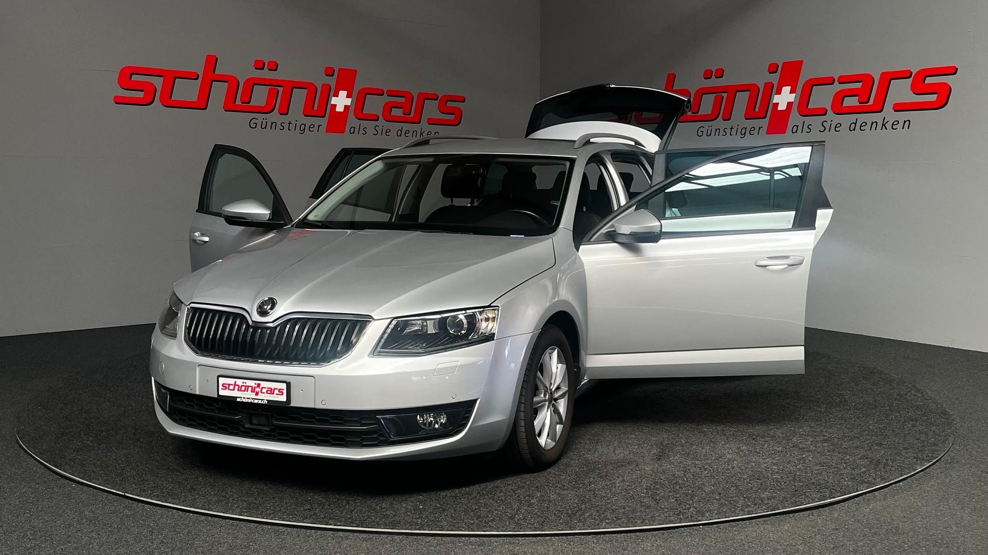 SKODA Octavia Combi 2.0 TDI Style DSG-image-10