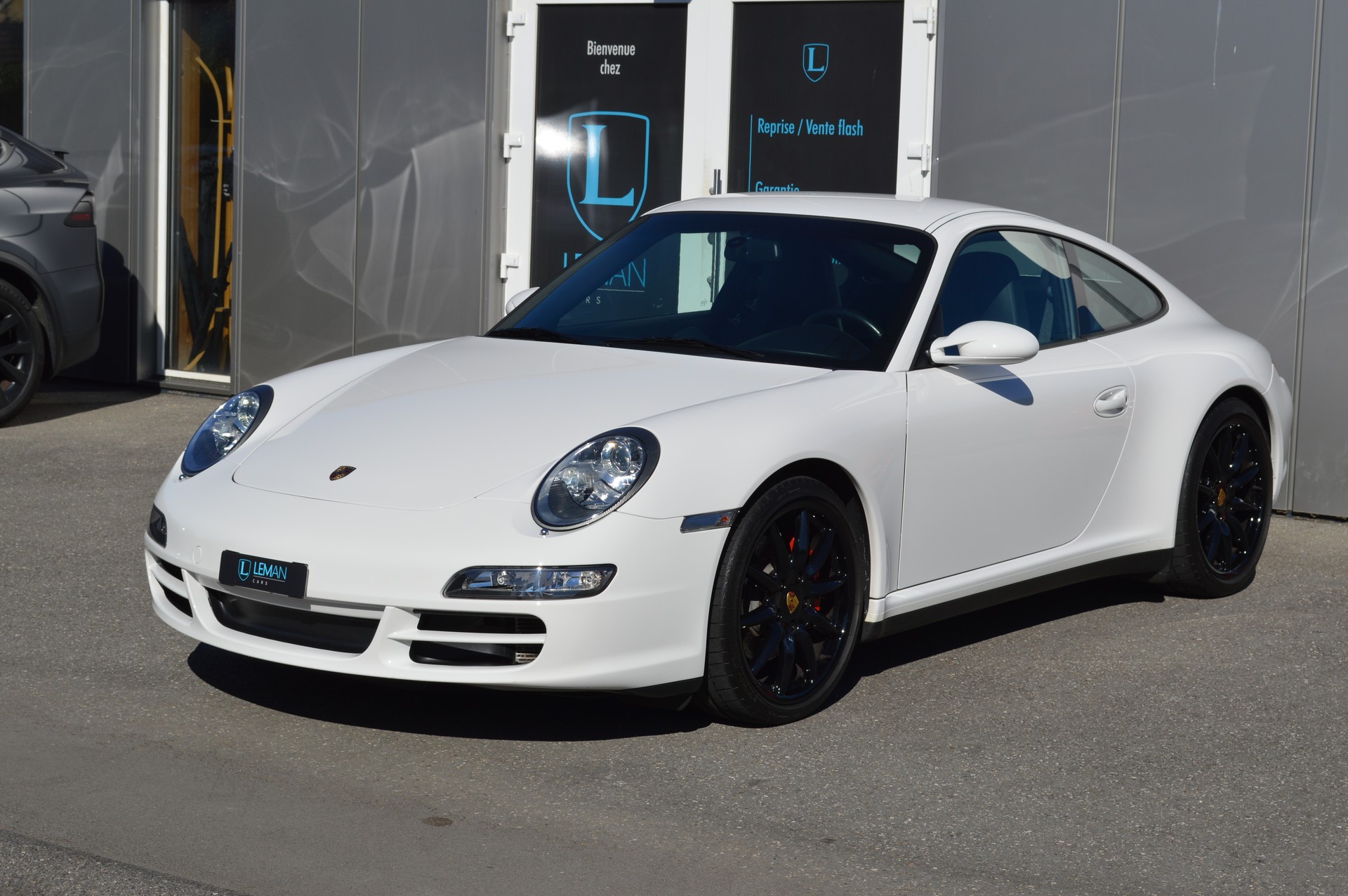 PORSCHE 911 Carrera 4S-image-0