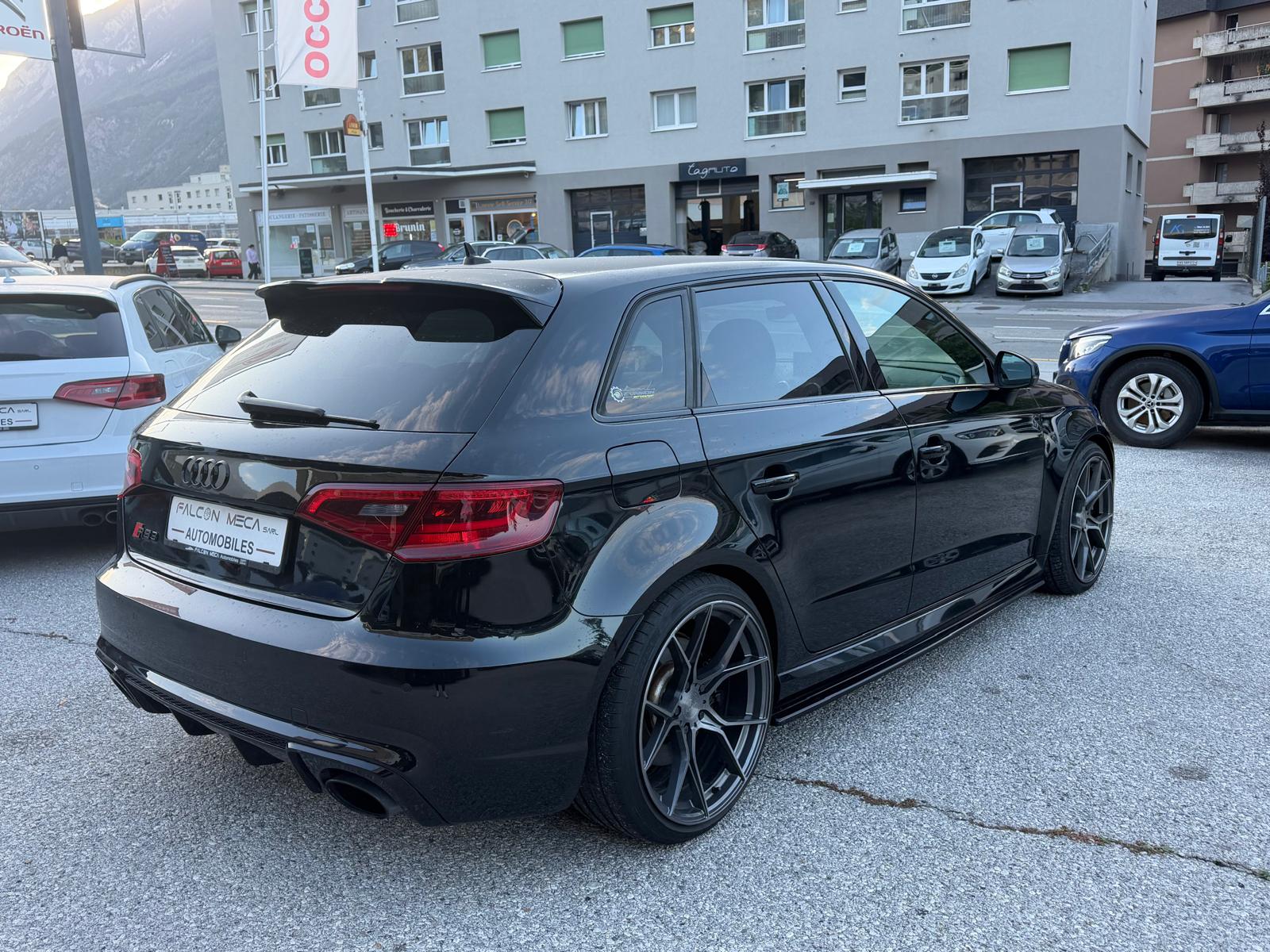 AUDI RS3 2.5 TSI quattro S-tronic-image-6