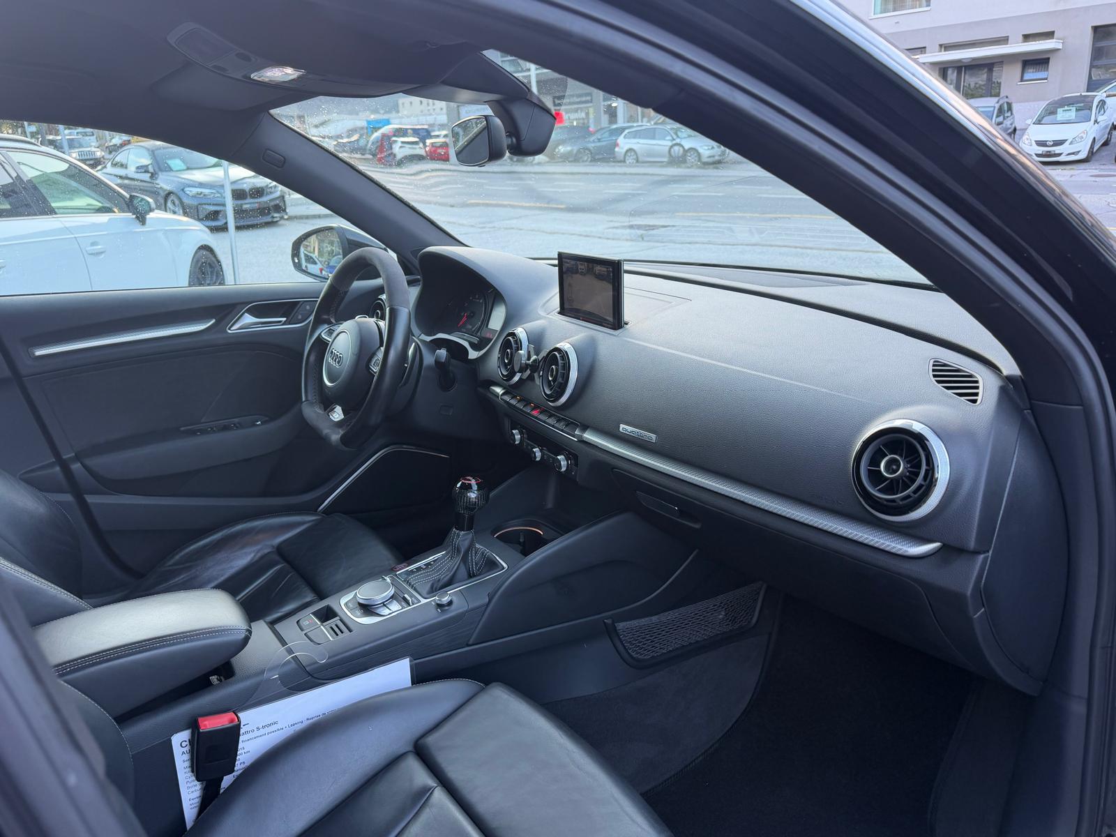 AUDI RS3 2.5 TSI quattro S-tronic-image-20