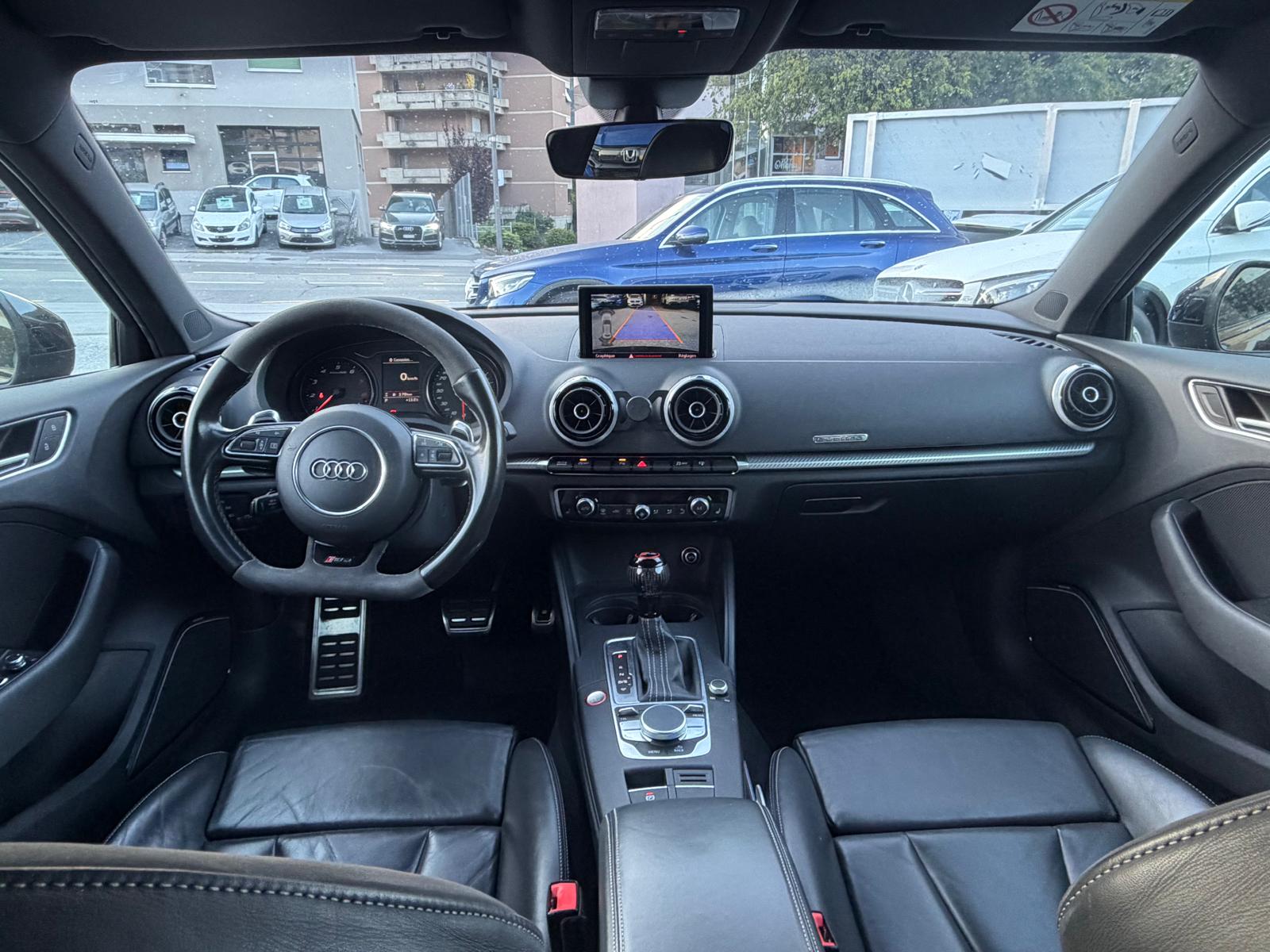 AUDI RS3 2.5 TSI quattro S-tronic-image-12