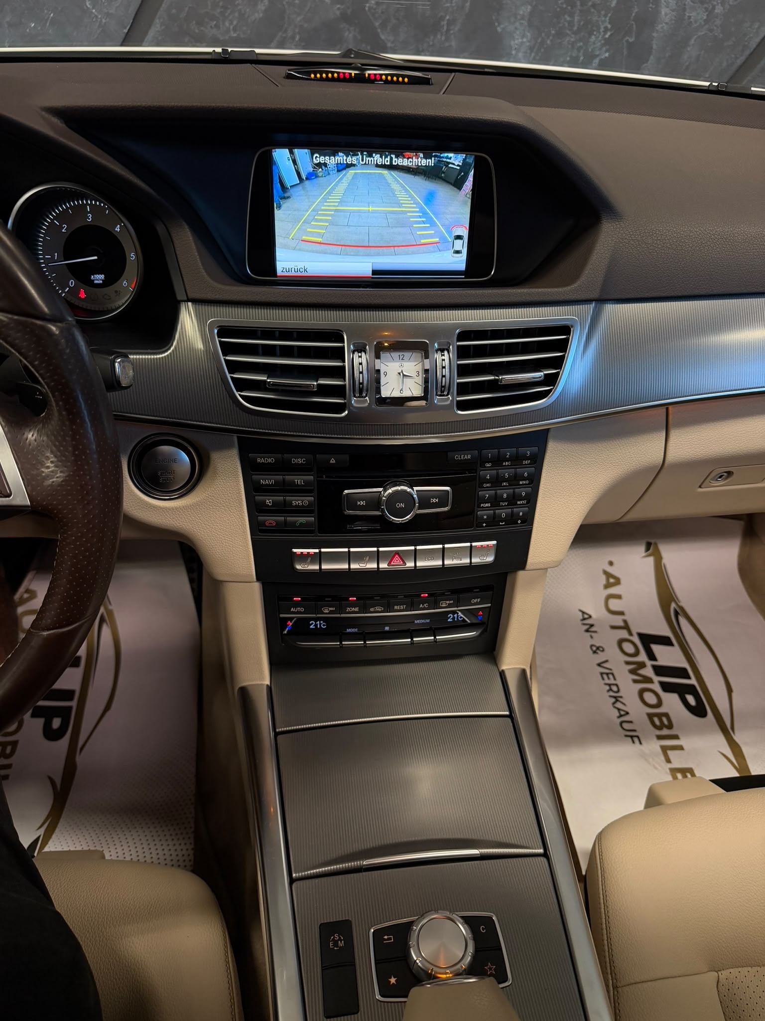 MERCEDES-BENZ E 250 CDI Avantgarde 4Matic 7G-Tronic-image-10