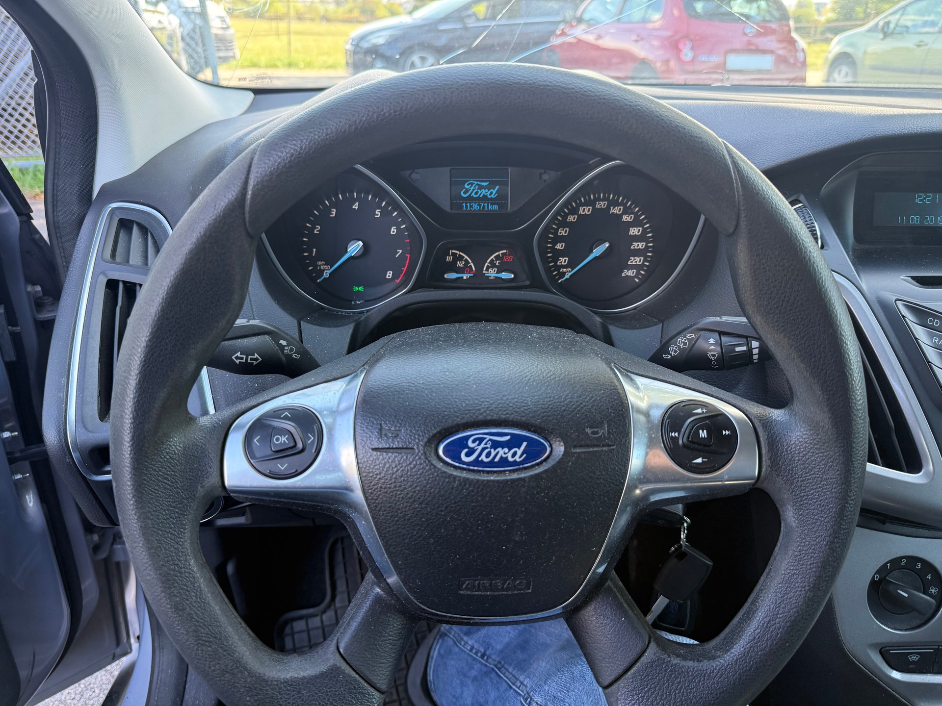 FORD Focus 1.6i VCT Trend PowerShift-image-11