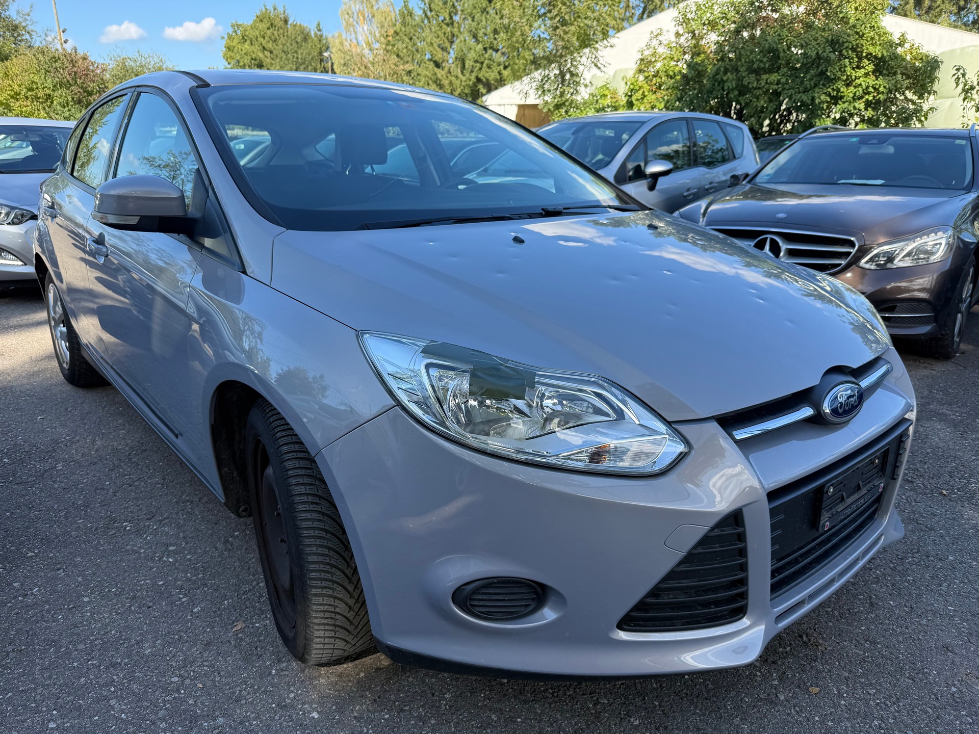 FORD Focus 1.6i VCT Trend PowerShift-image-0