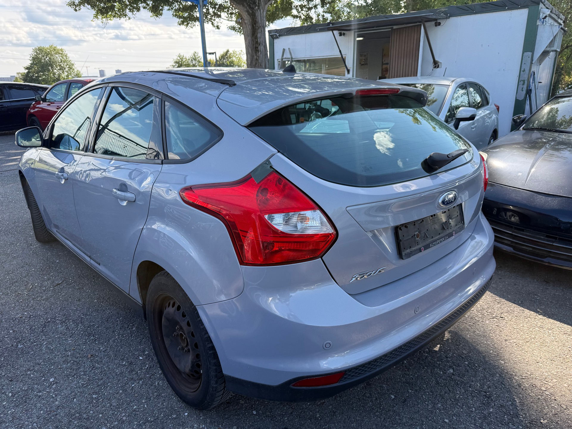FORD Focus 1.6i VCT Trend PowerShift-image-4