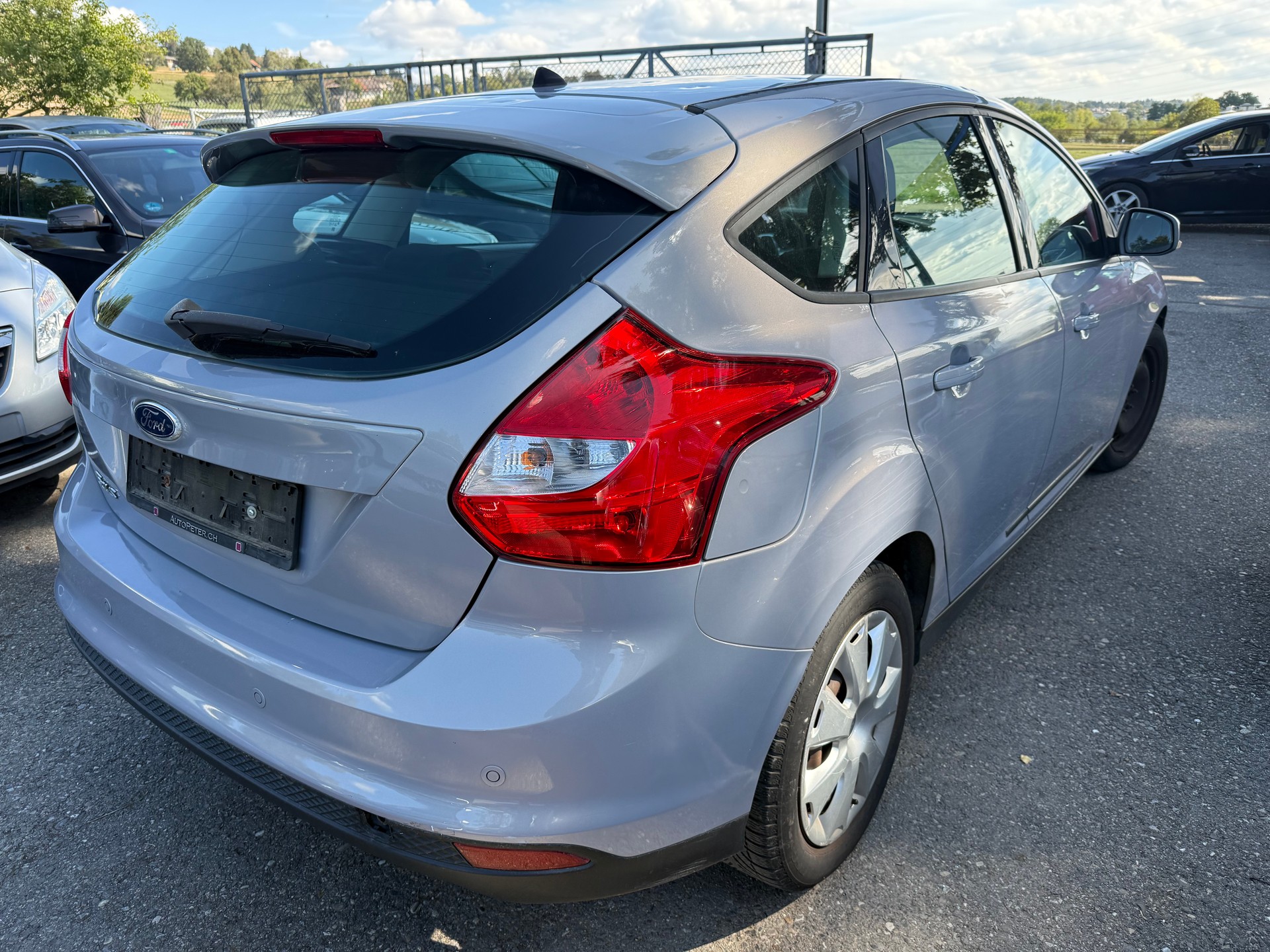 FORD Focus 1.6i VCT Trend PowerShift-image-6