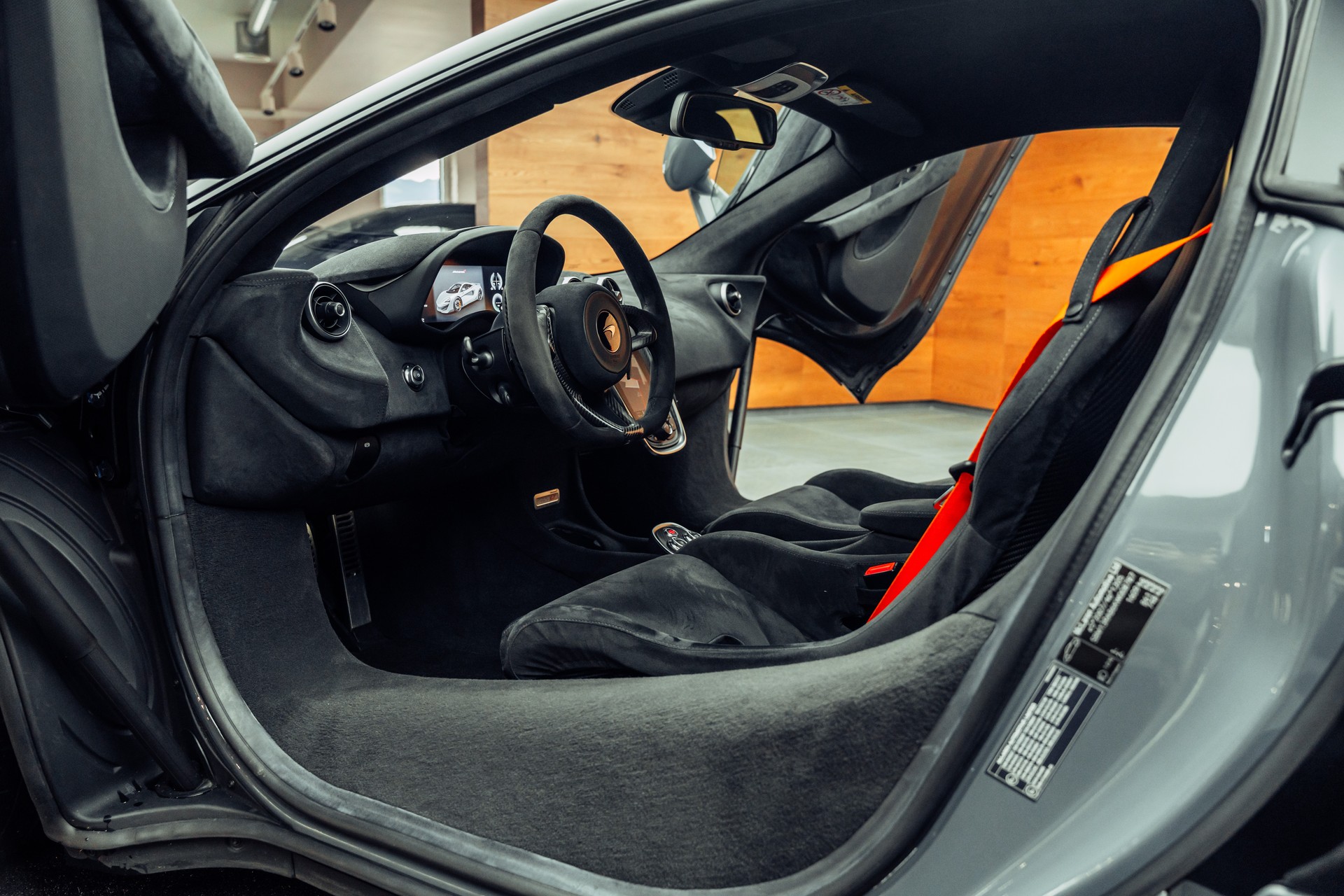 McLAREN 600LT Coupé 3.8 V8 SSG Chicane Effect-image-6