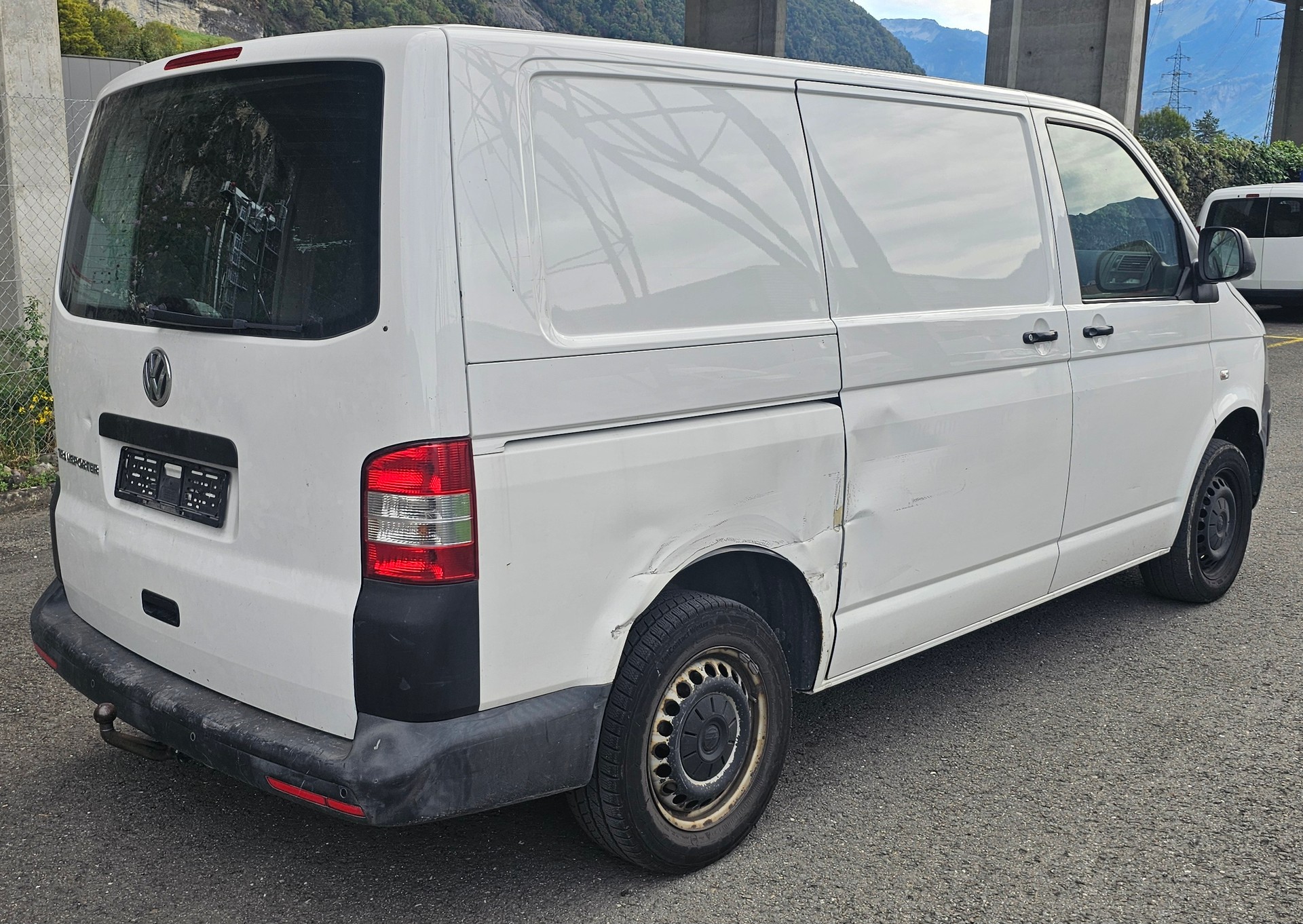VW T5 2.0 Bi-TDI 4Motion-image-4