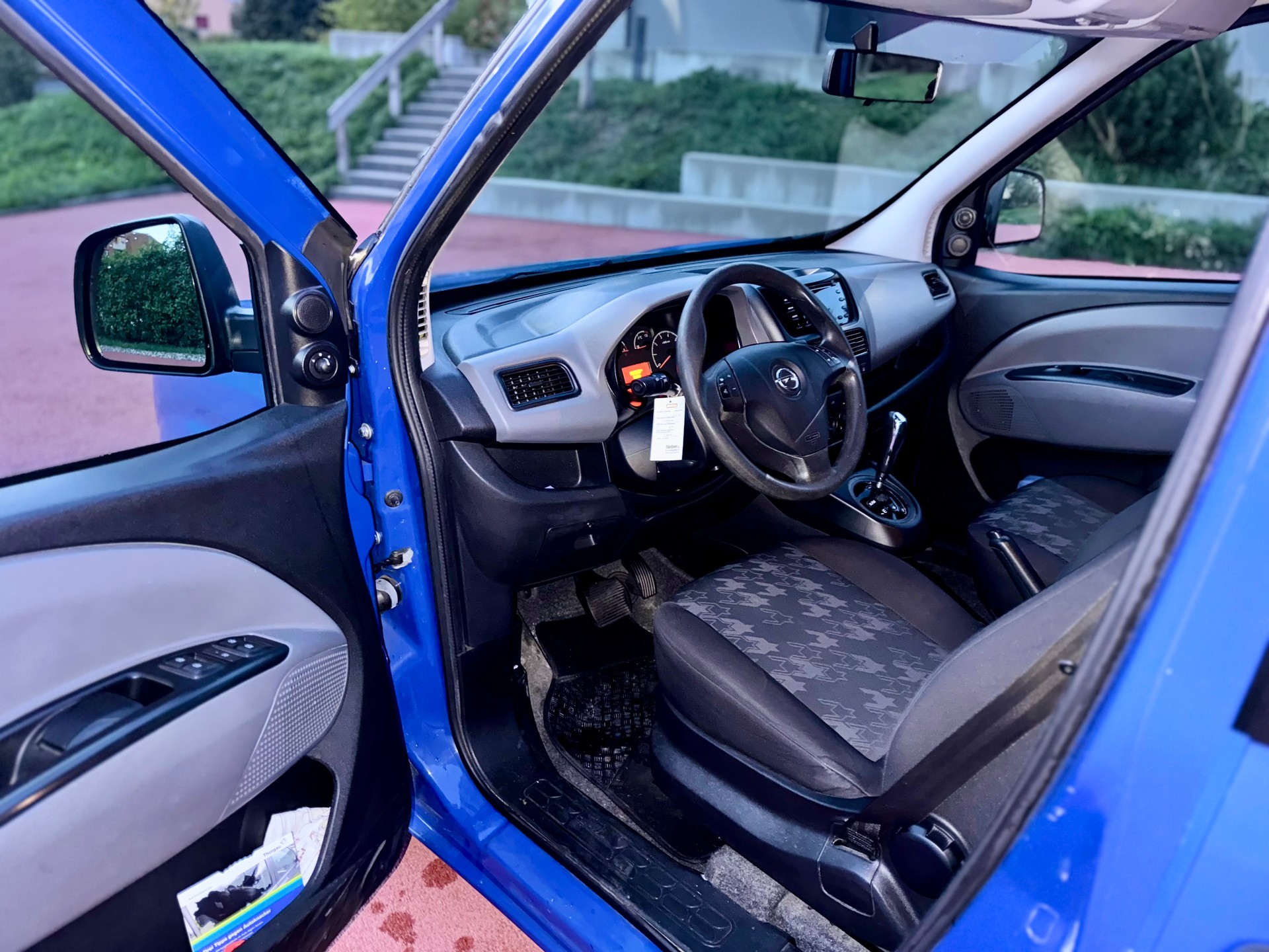 OPEL Combo 1.6 CDTi ecoFLEX Enjoy L1H1 Automatic-image-10